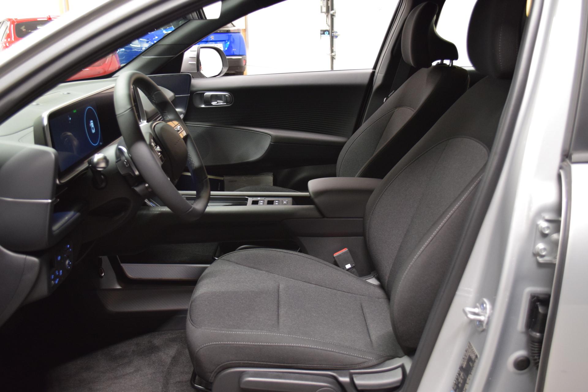 HYUNDAI Ioniq 6 2025