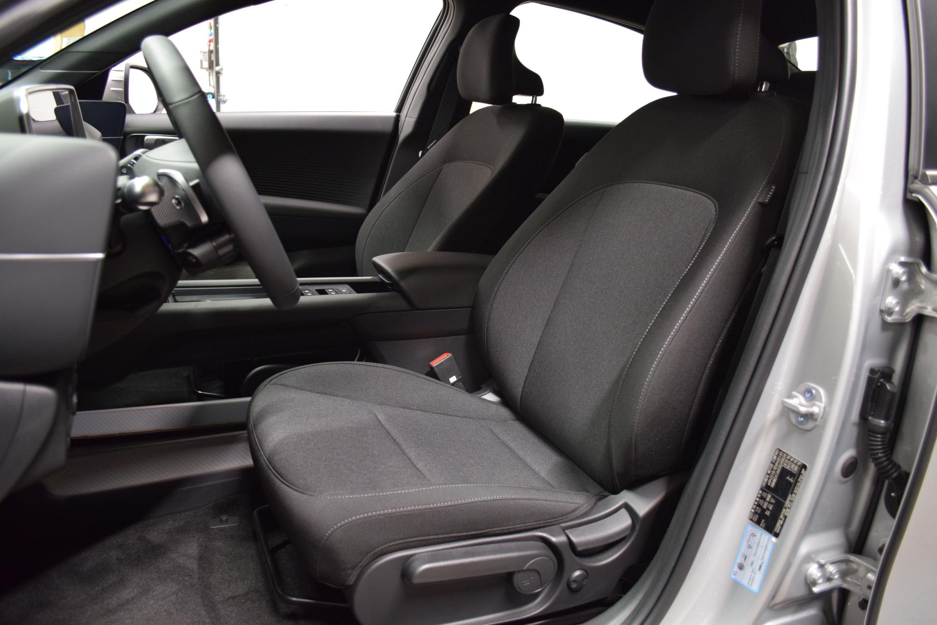 HYUNDAI Ioniq 6 2025