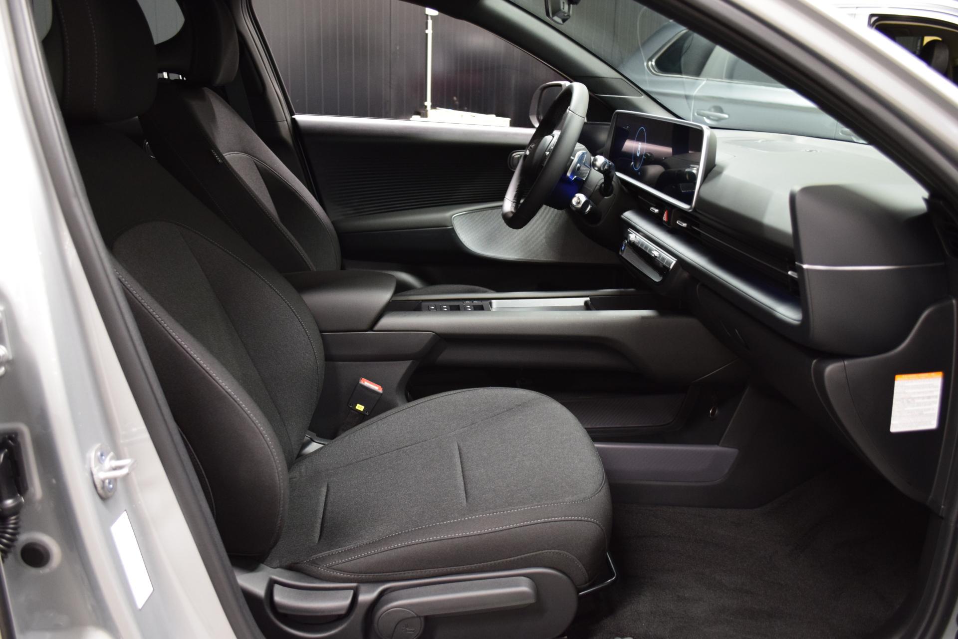 HYUNDAI Ioniq 6 2025