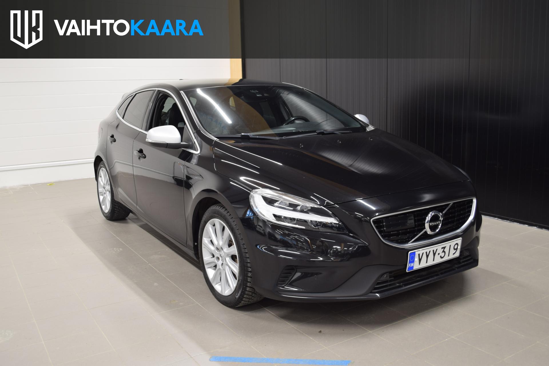 VOLVO V40 2016