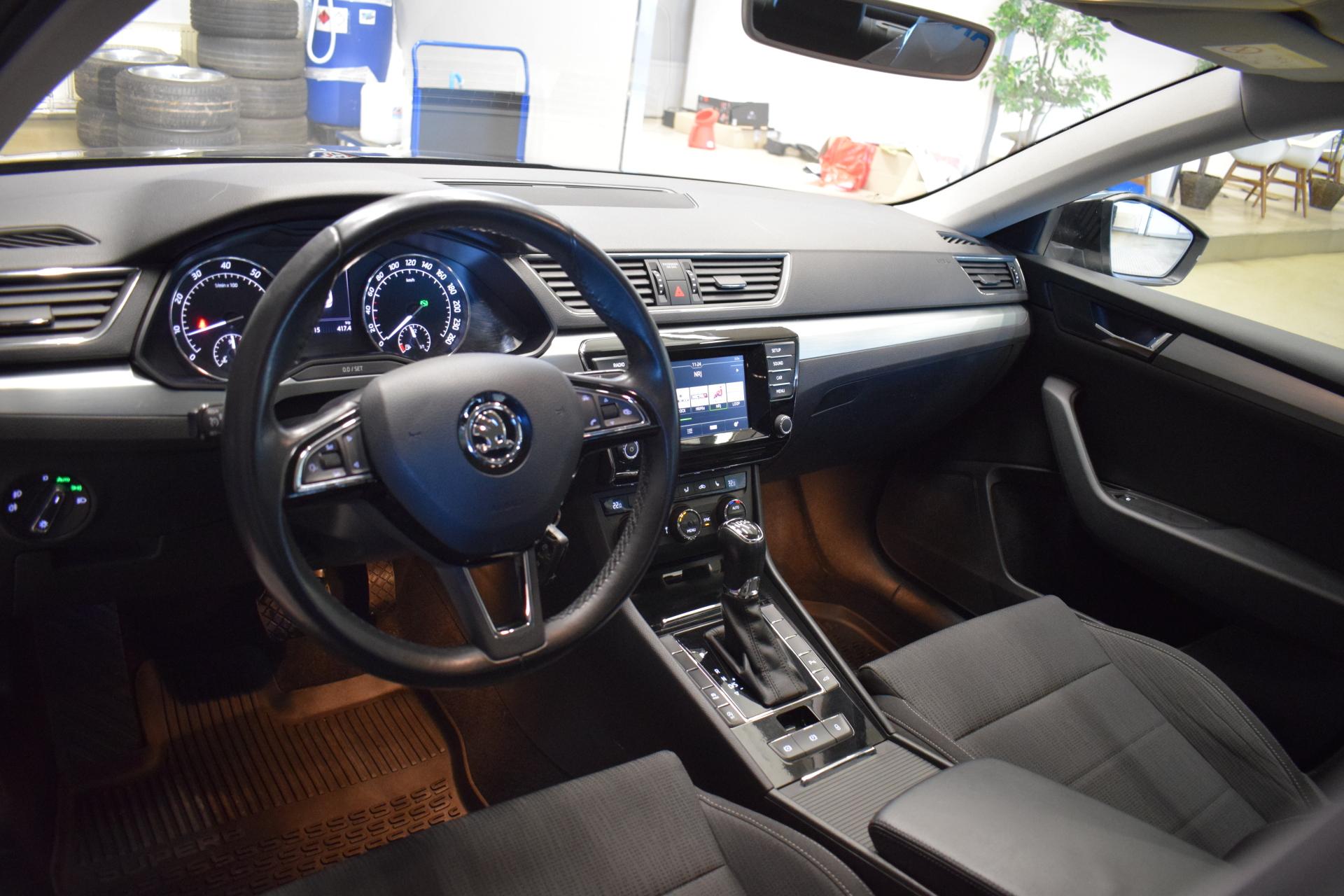 SKODA Superb 11