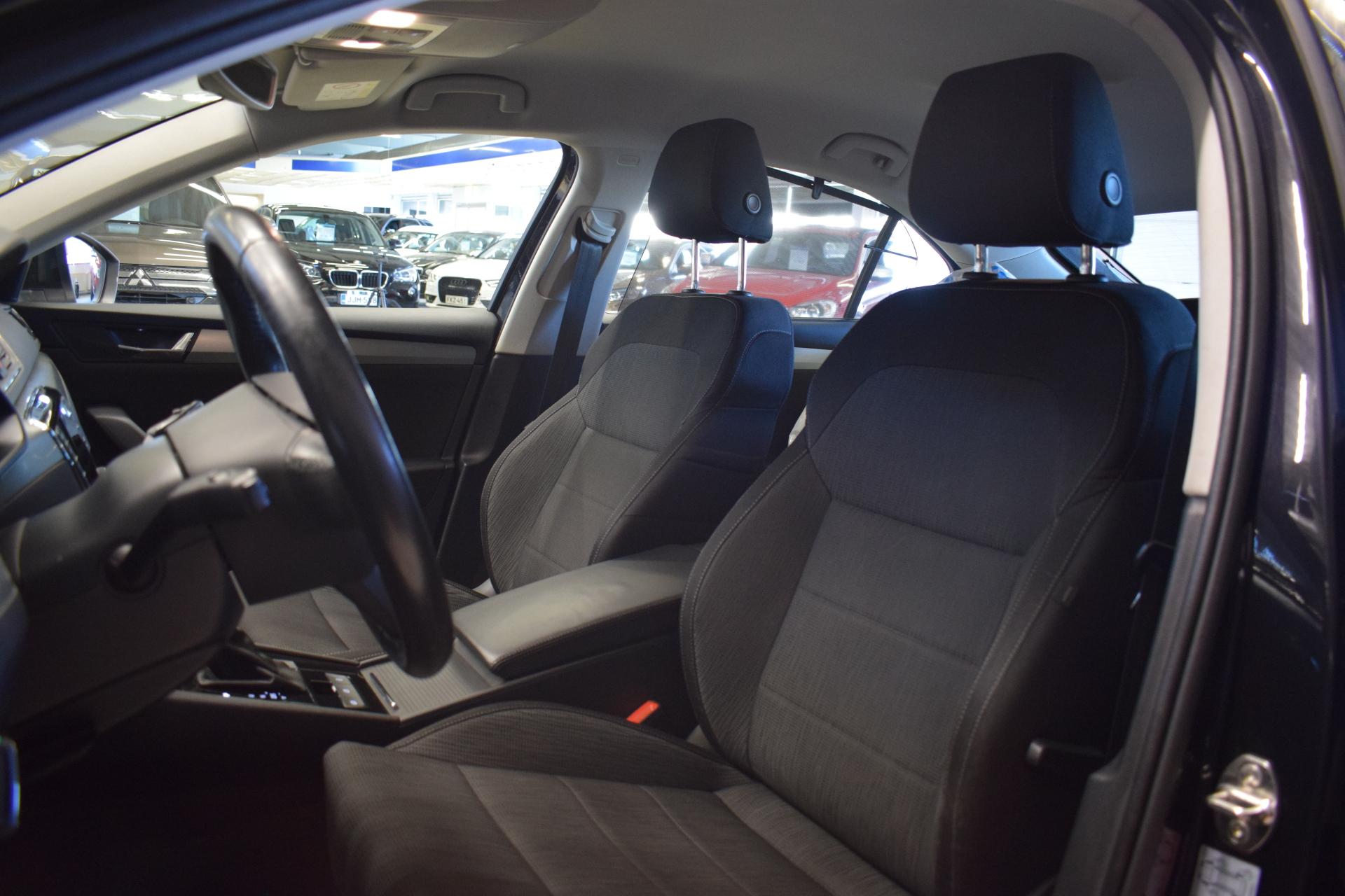 SKODA Superb 13