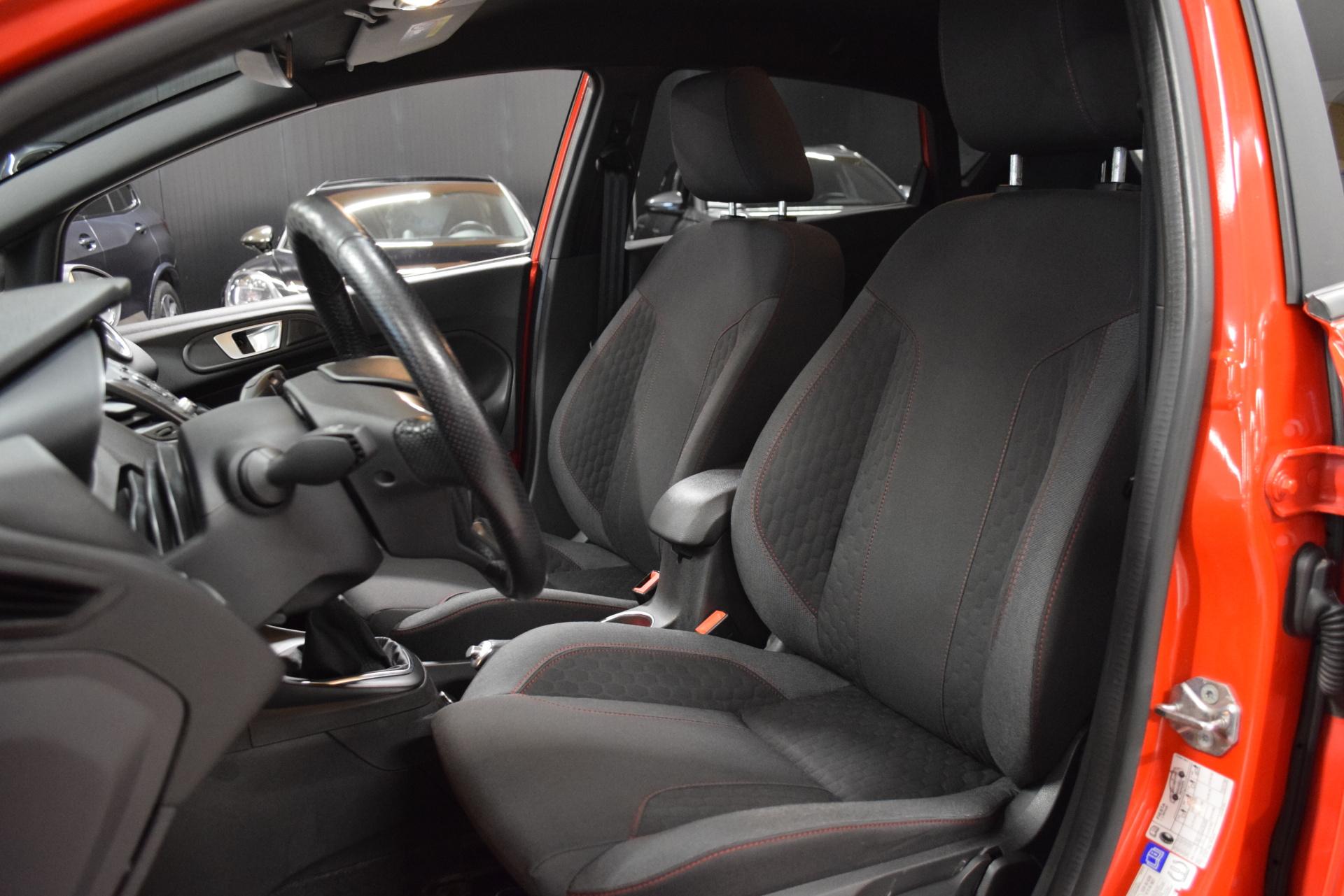 FORD Fiesta 11