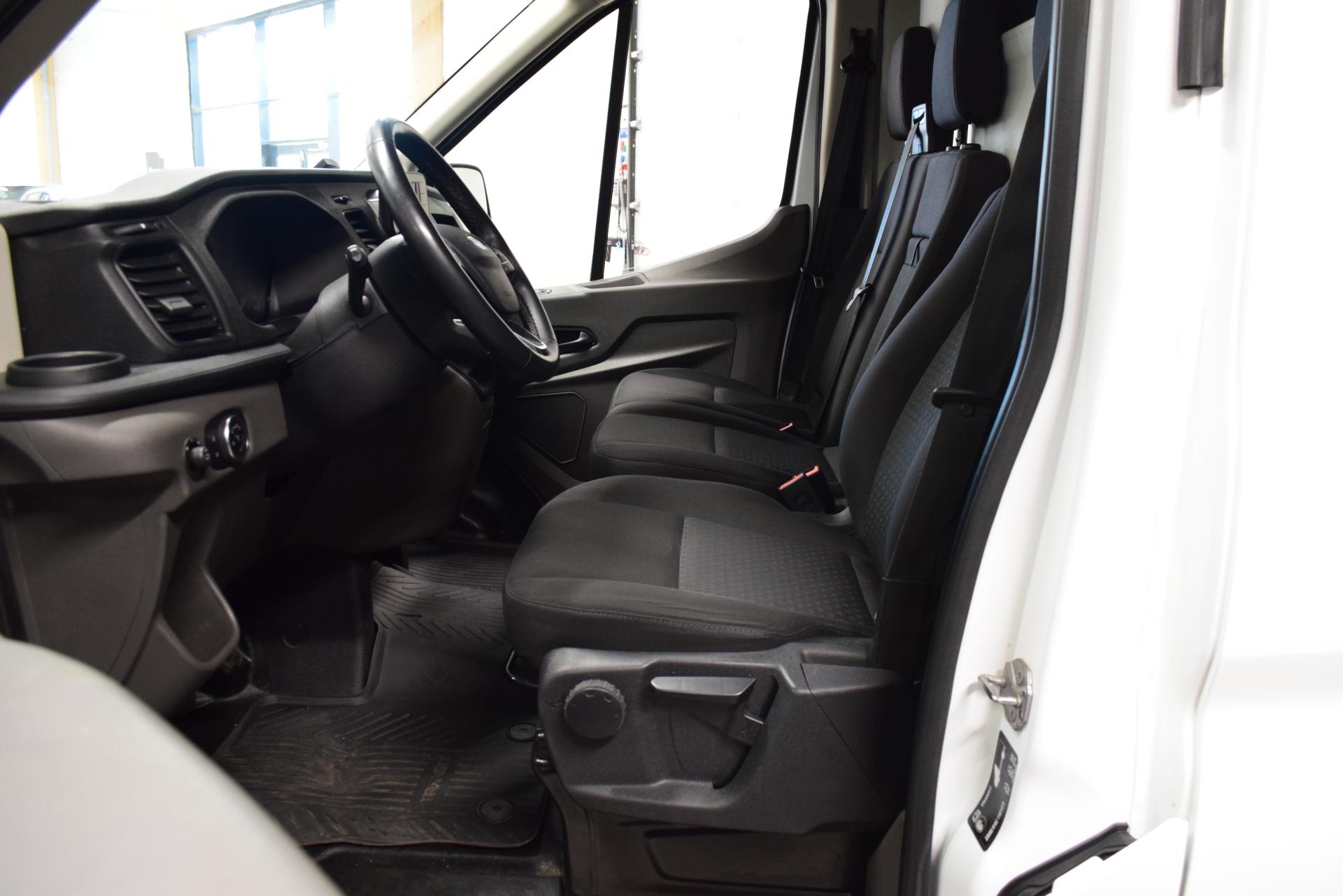 FORD Transit 2023