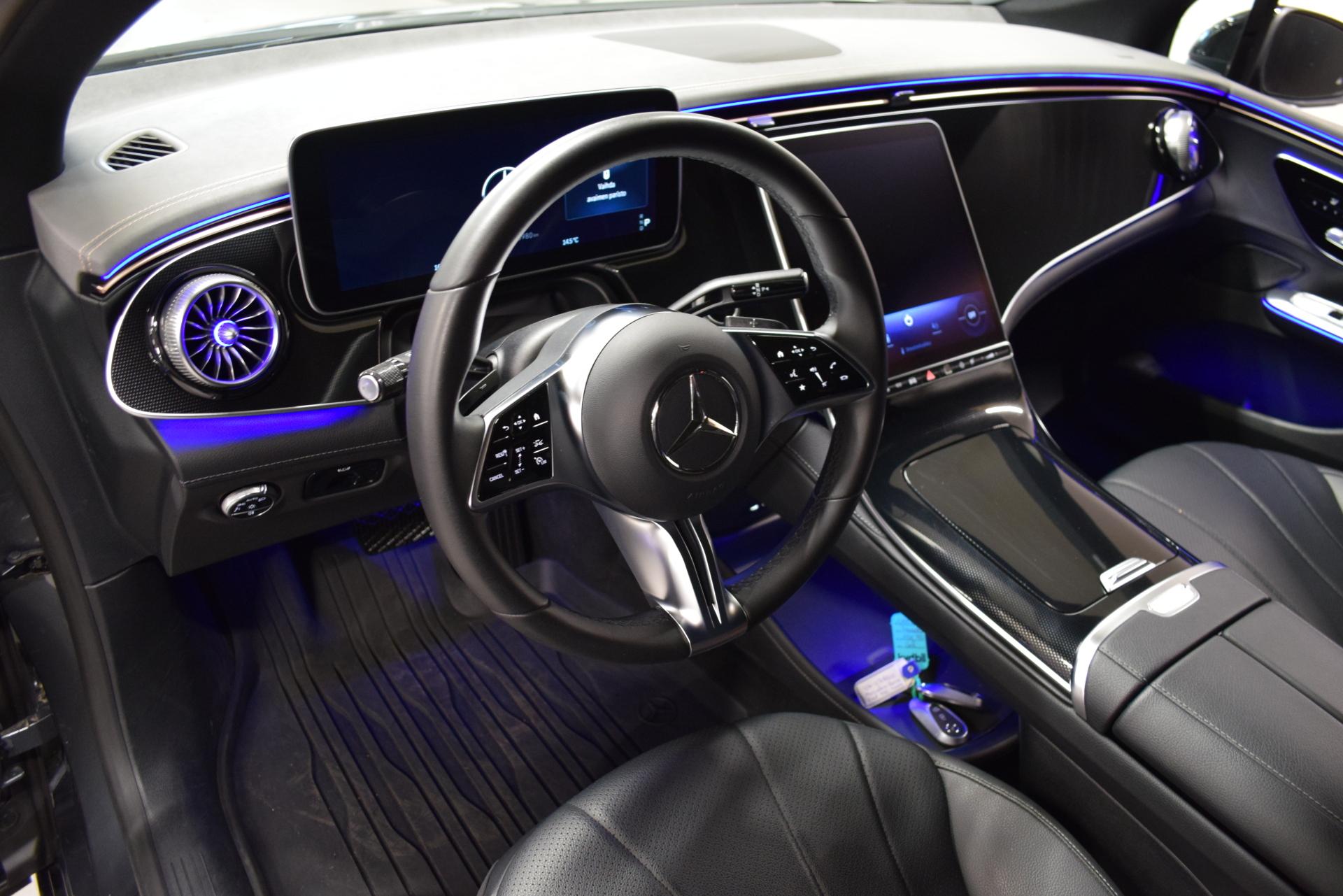 MERCEDES-BENZ EQE 2023