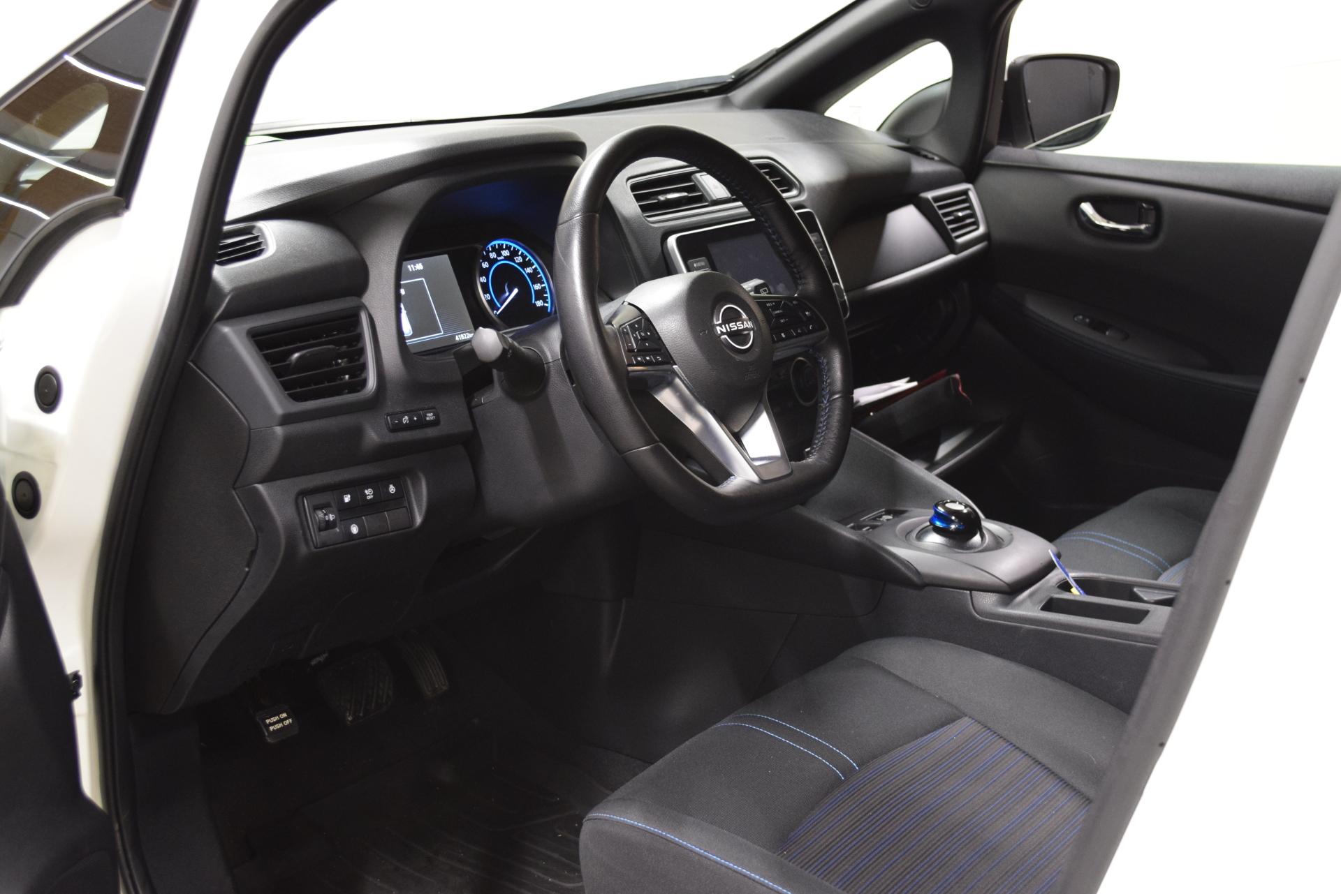 NISSAN Leaf 2022