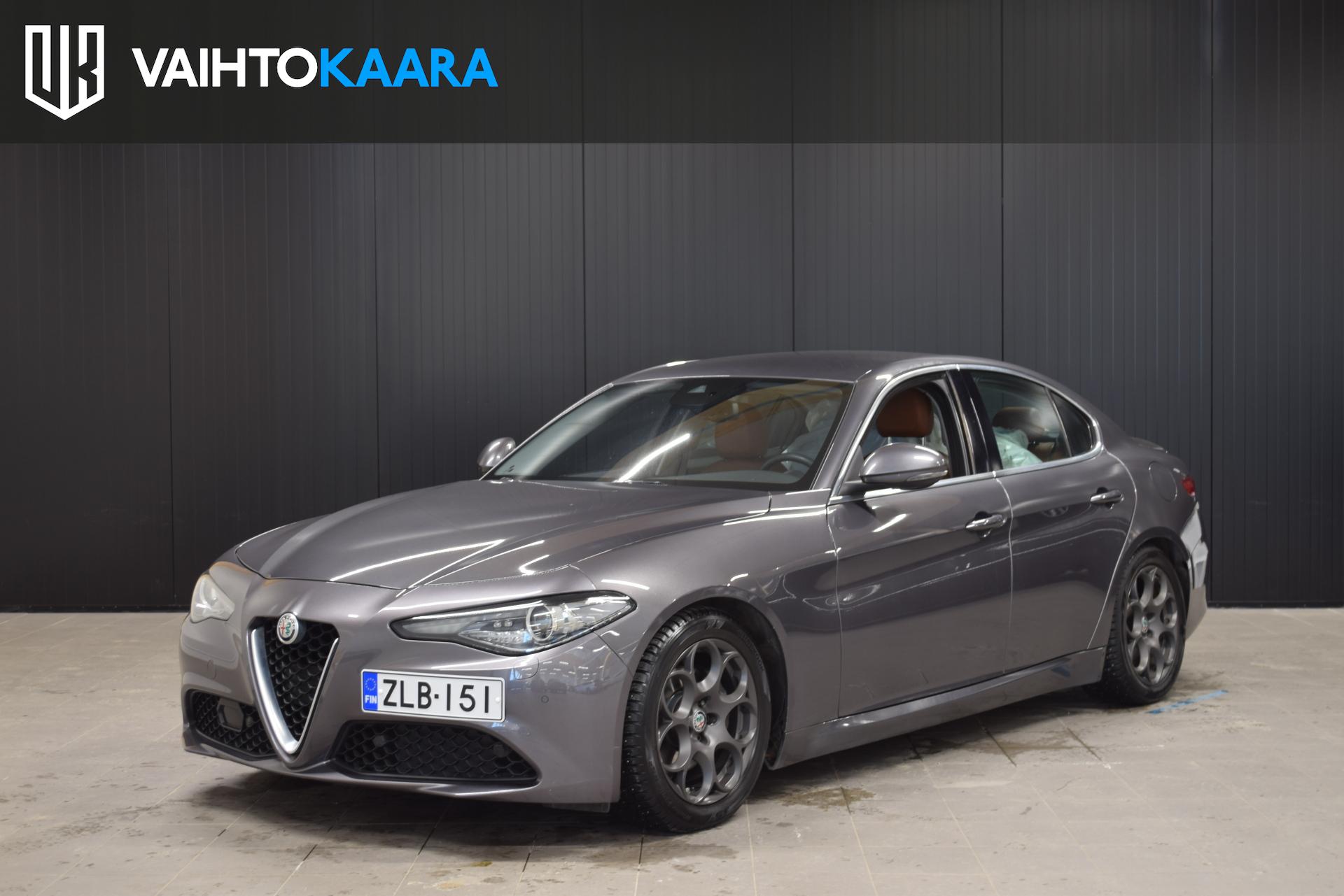 ALFA ROMEO Giulia 2016