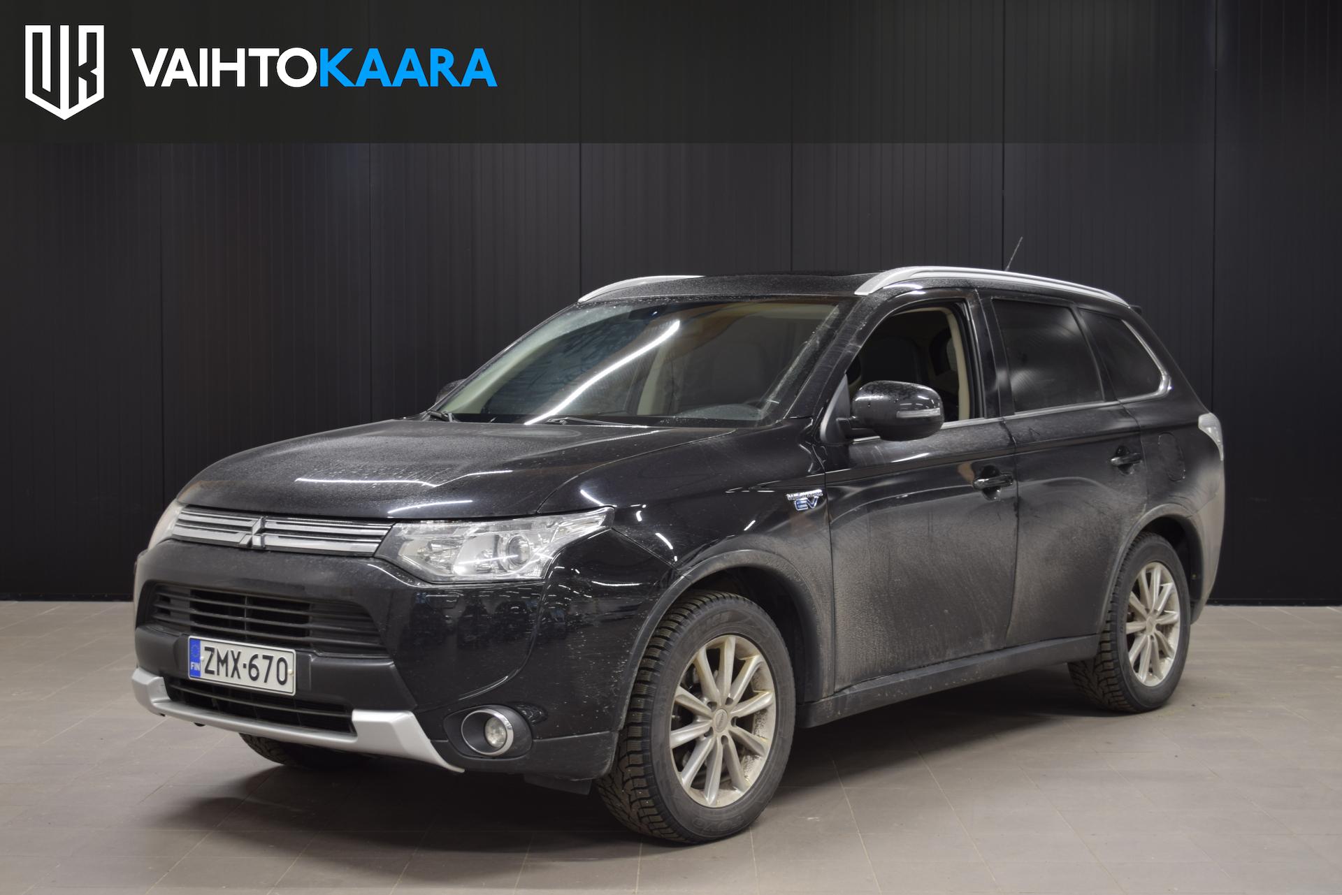 MITSUBISHI Outlander PHEV 2015