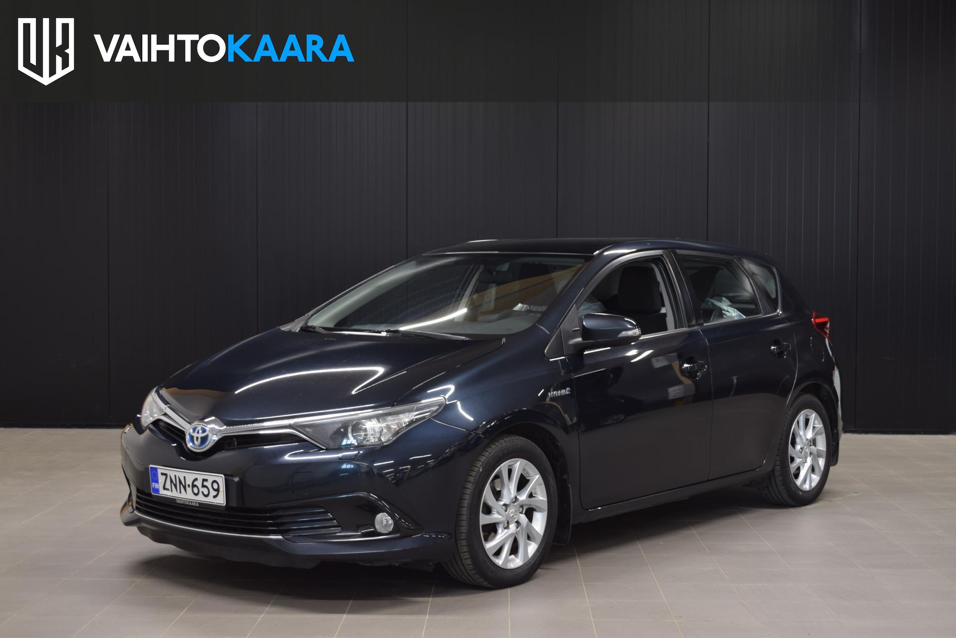 TOYOTA Auris 2016