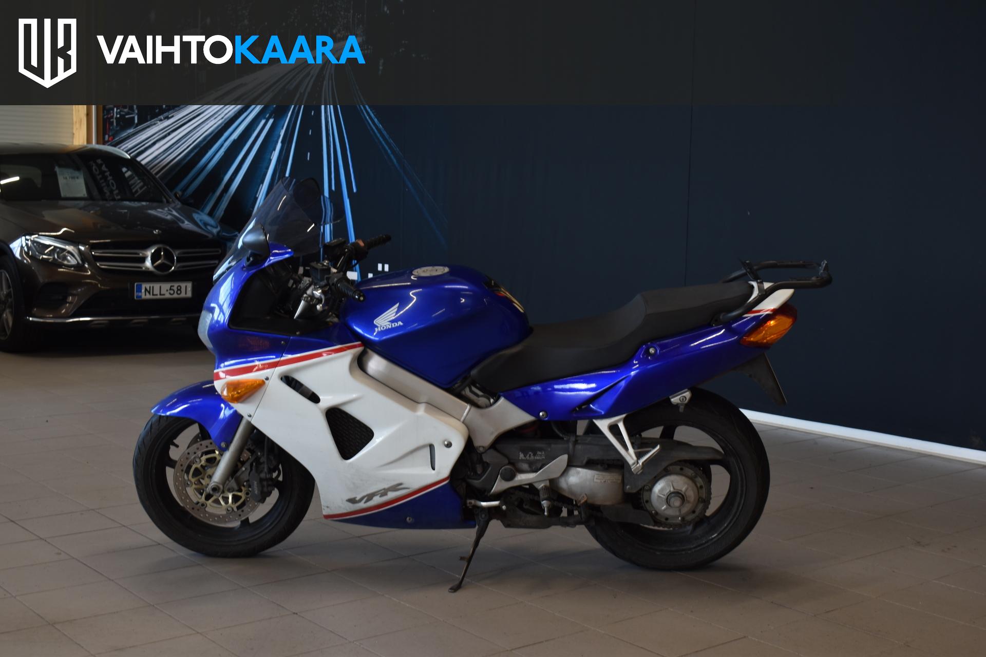 HONDA VFR 2001