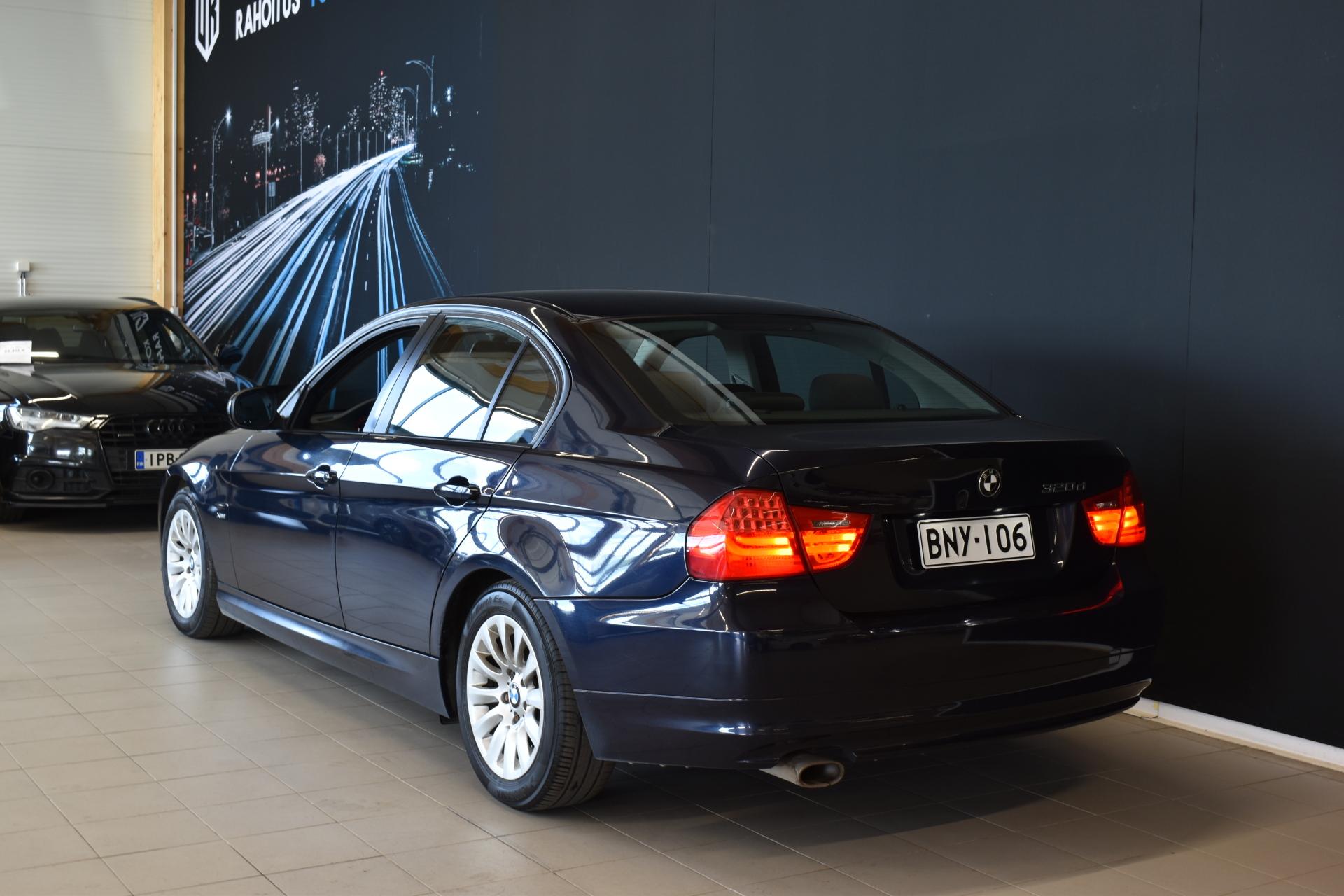 BMW 320 2009