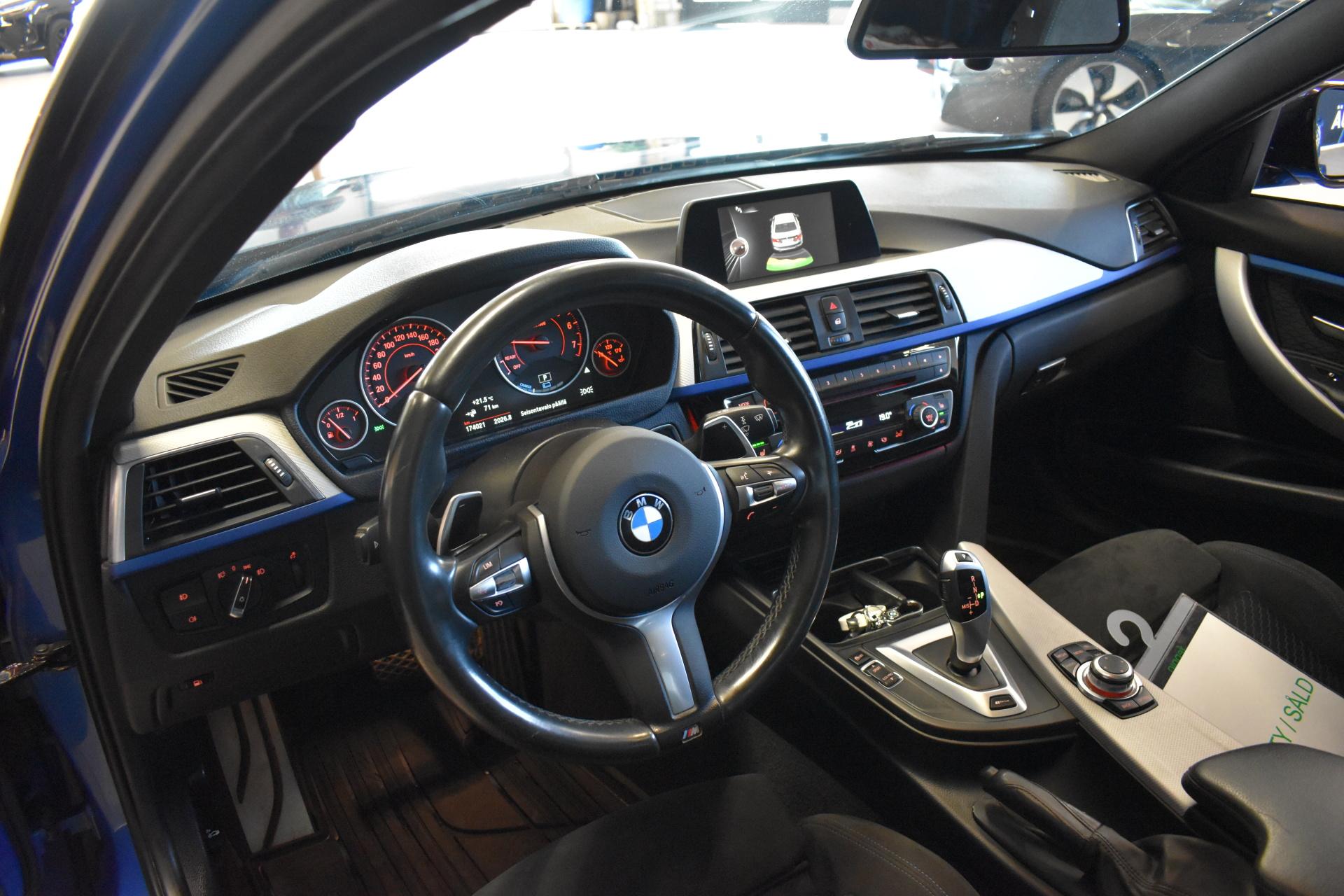 BMW 330 2016