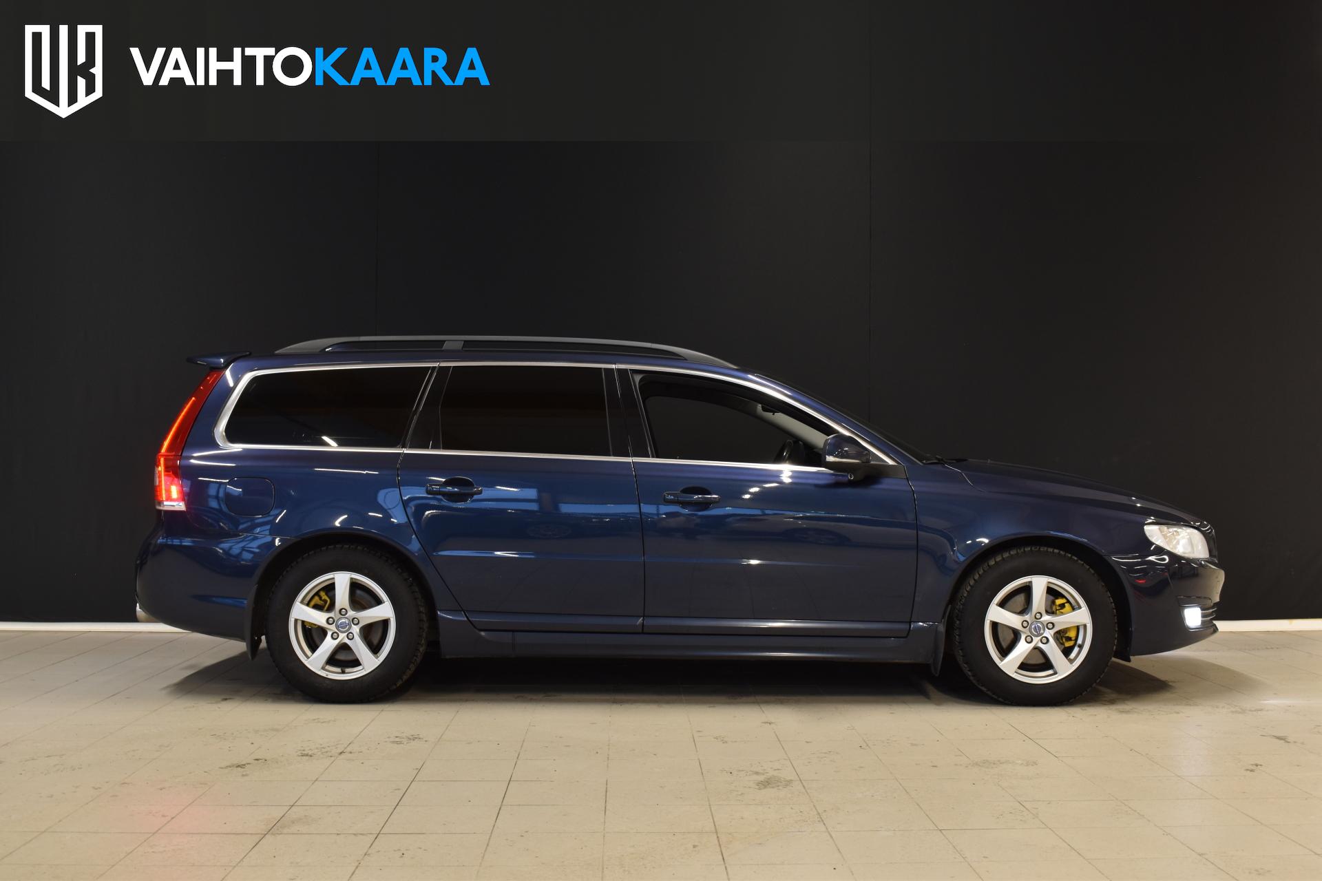 VOLVO V70 2015