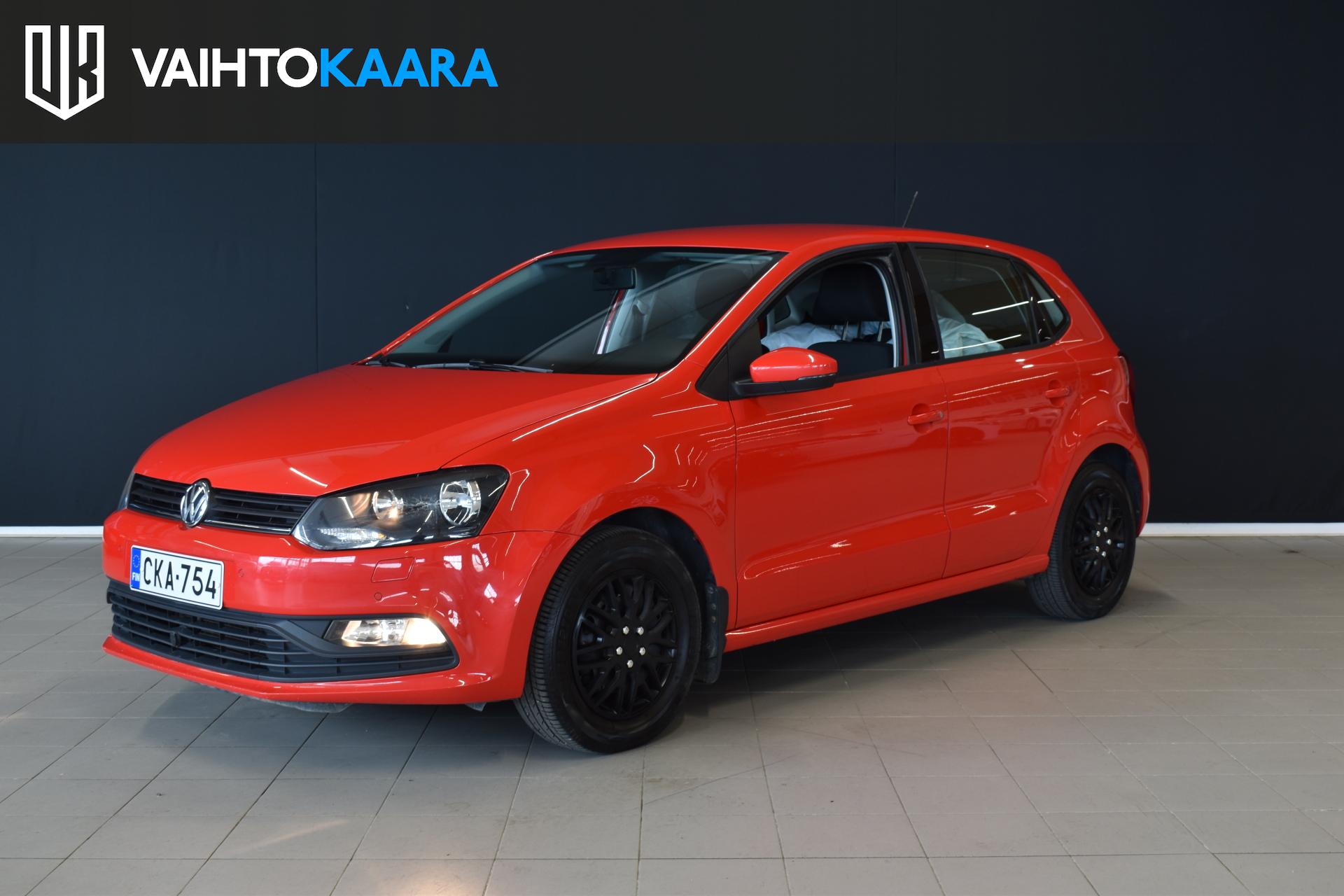 VOLKSWAGEN Polo 2015
