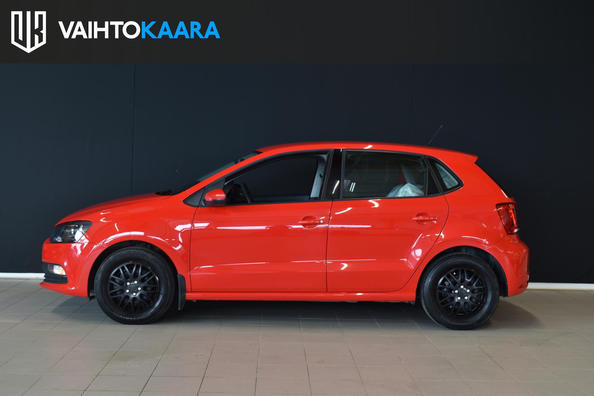 VOLKSWAGEN Polo 2015