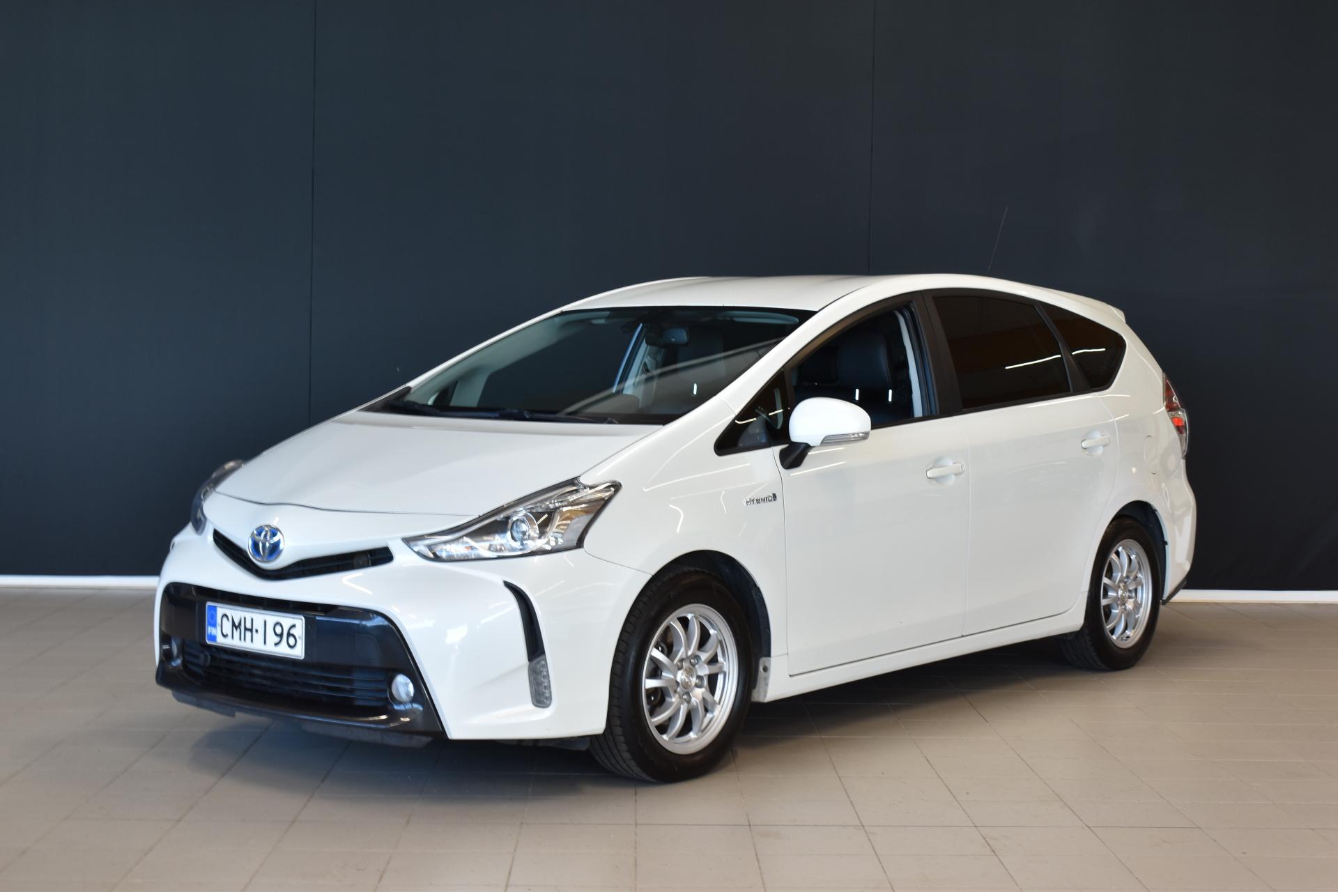 TOYOTA Prius+ 2016