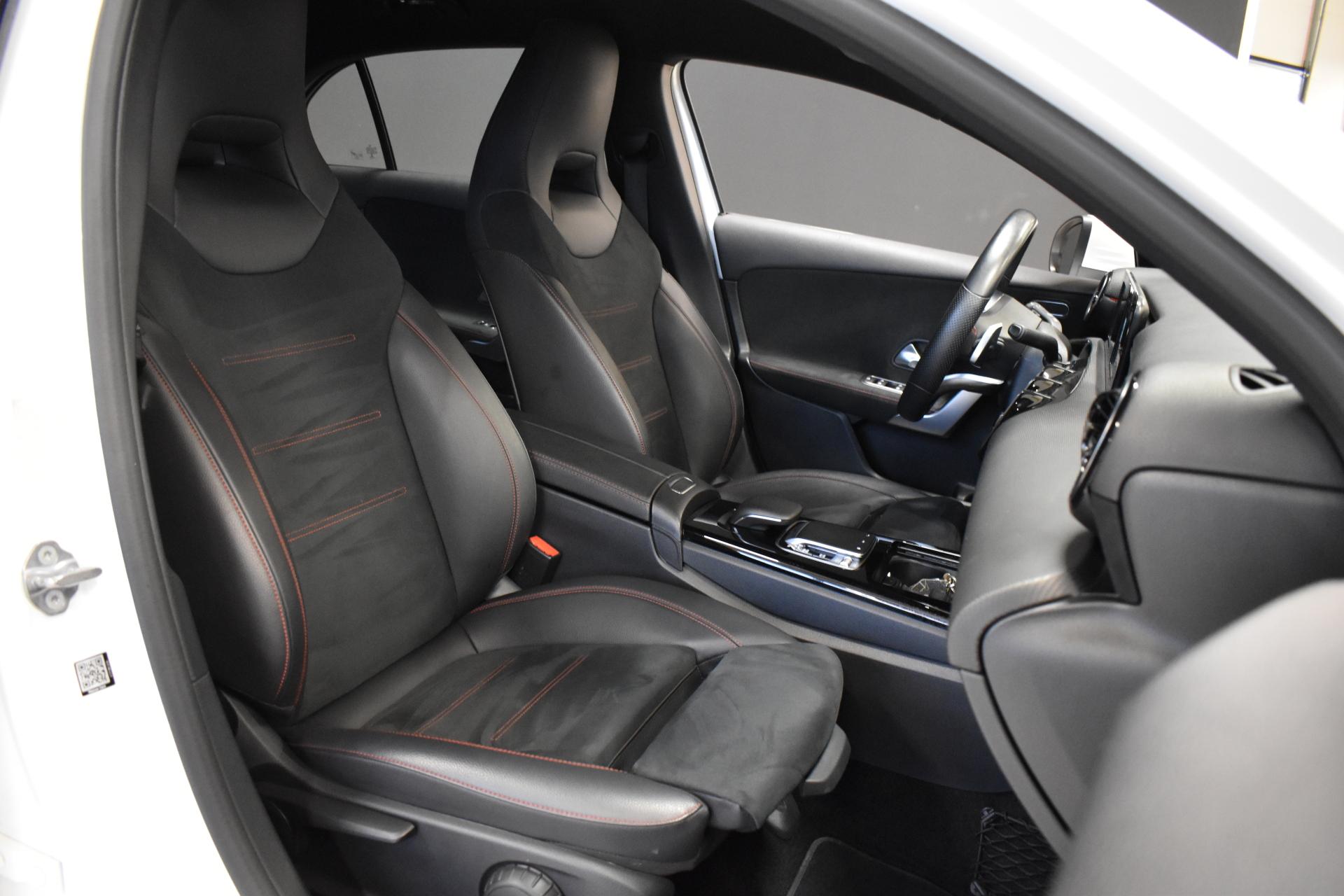 MERCEDES-BENZ A 2020