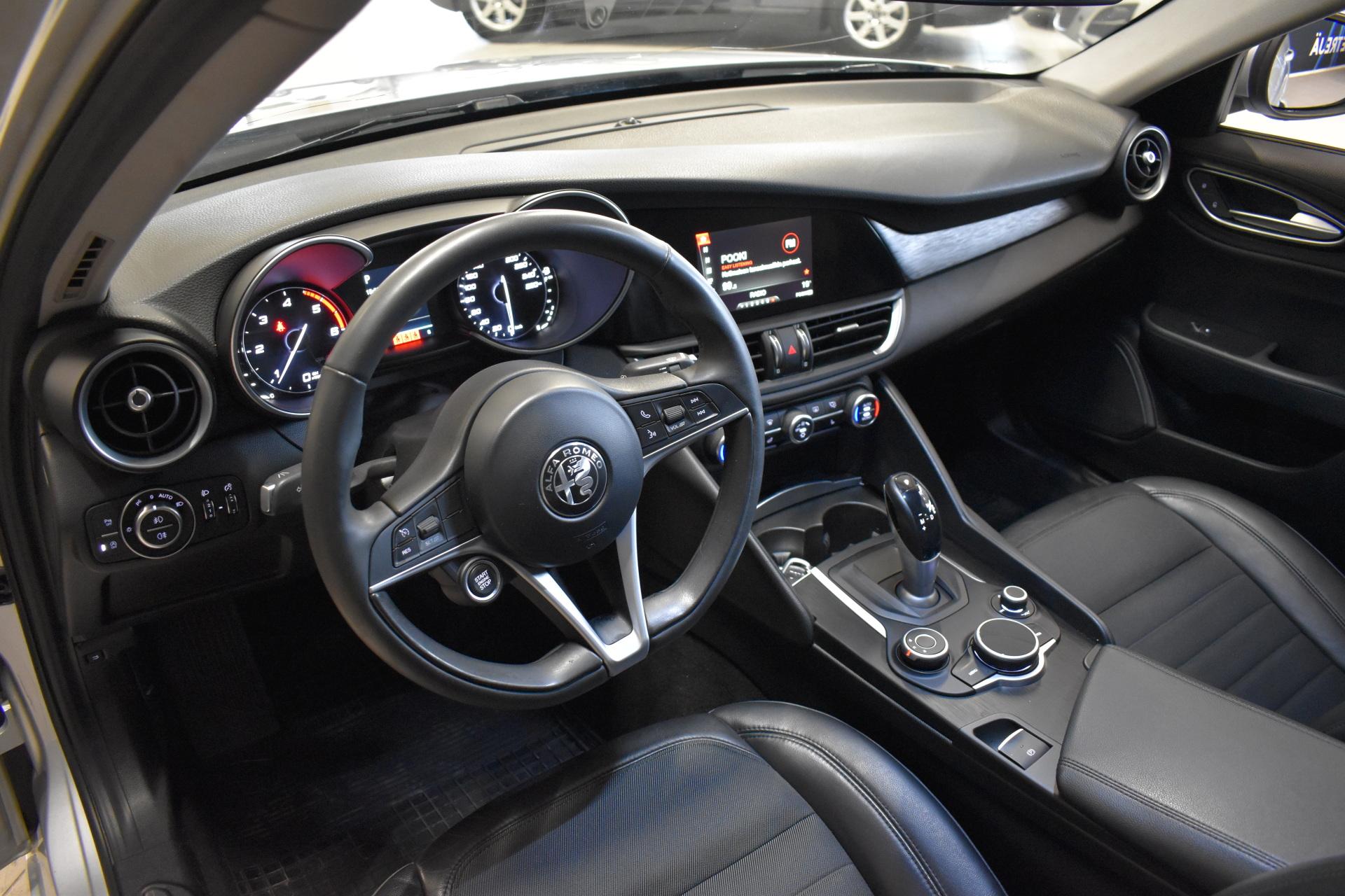 ALFA ROMEO Giulia 2017