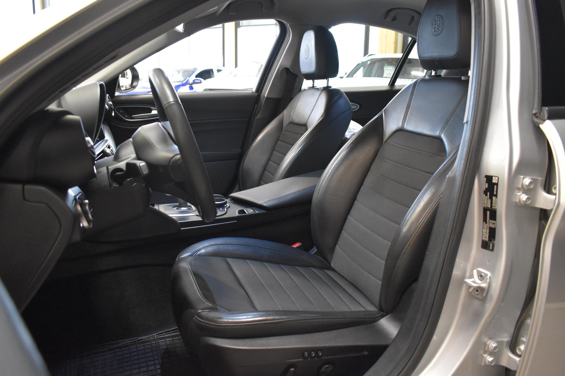 ALFA ROMEO Giulia 2017