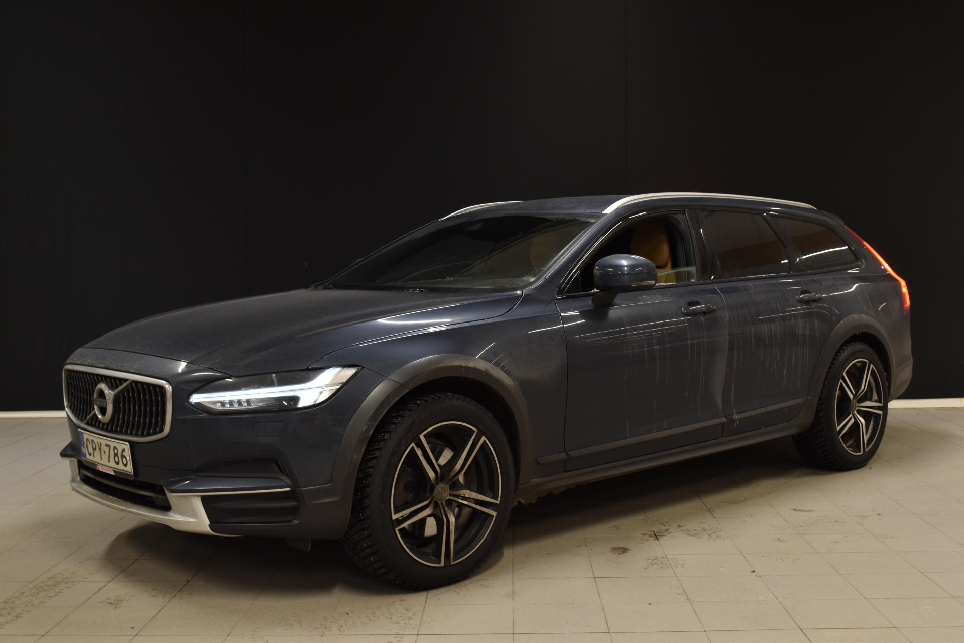 VOLVO V90 Cross Country 2019
