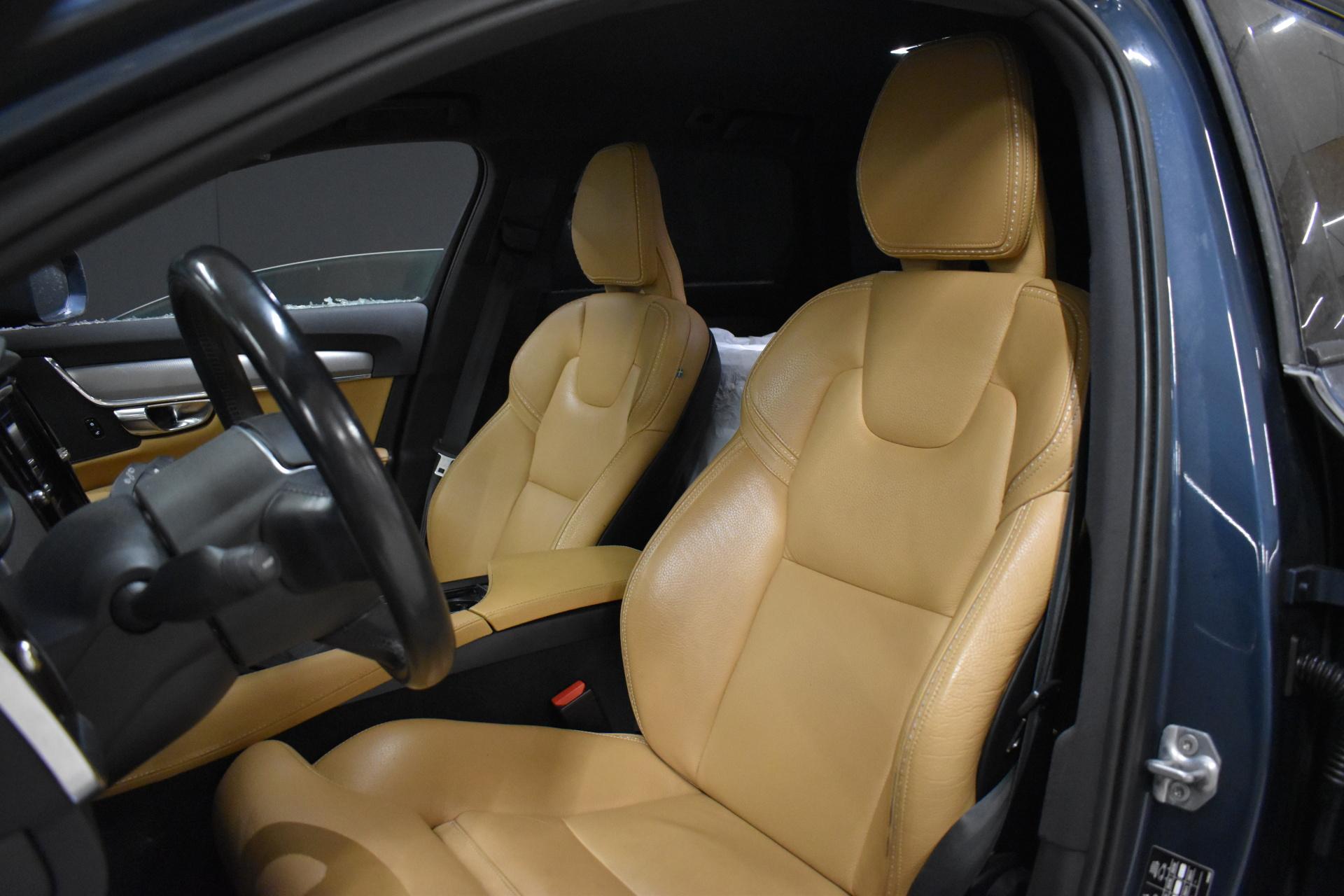 VOLVO V90 Cross Country 2019