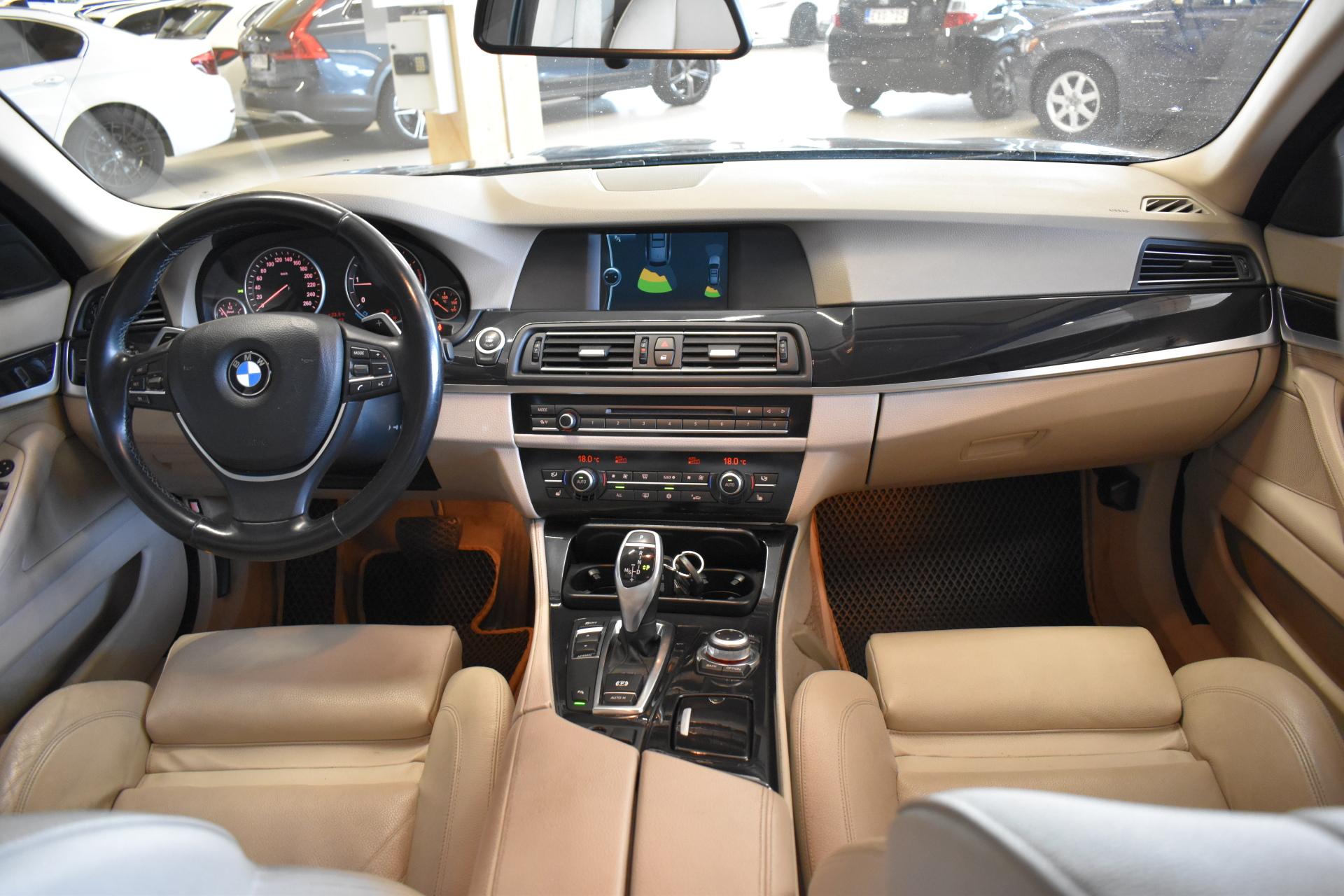 BMW 520 2011