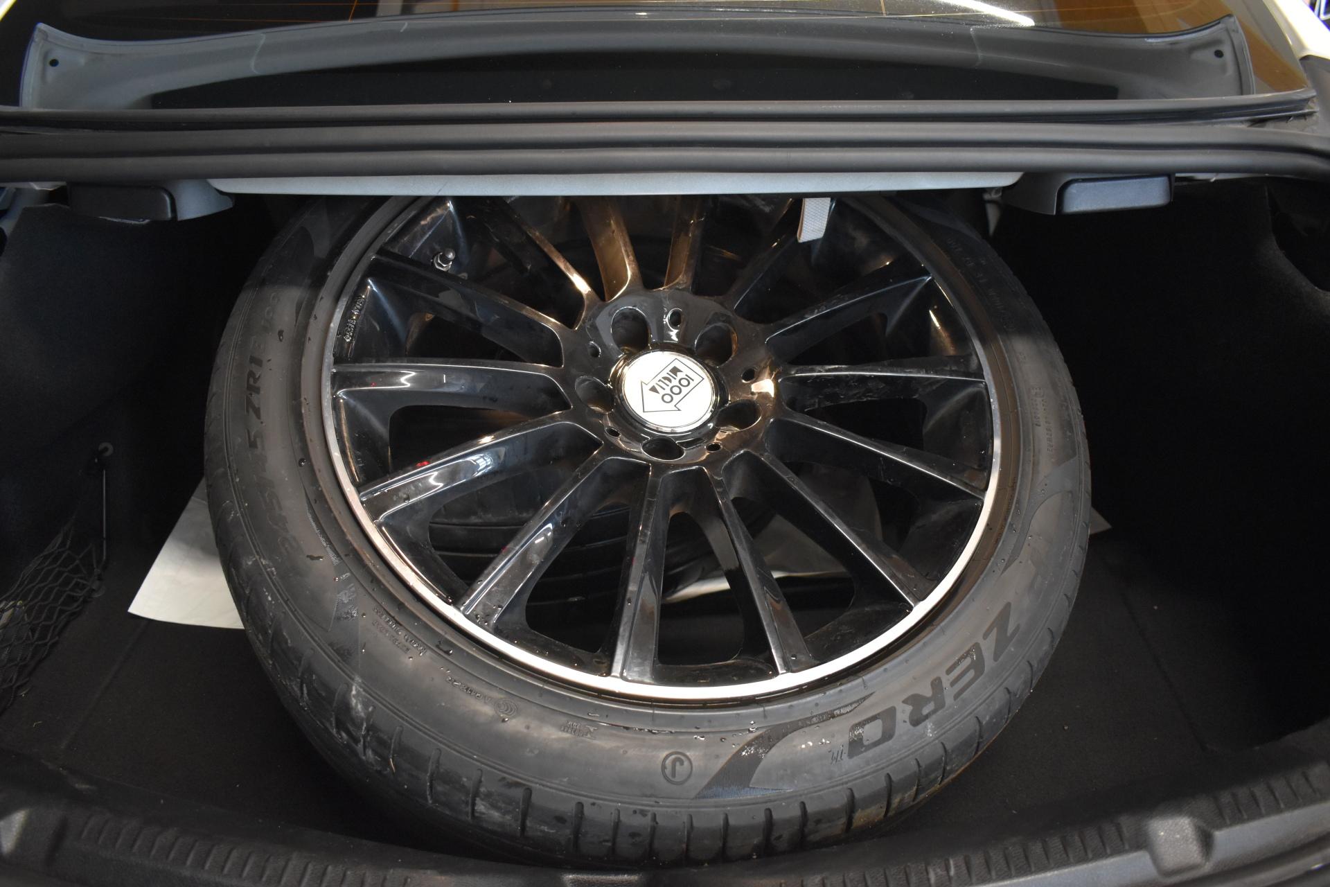 MERCEDES-BENZ E 2019