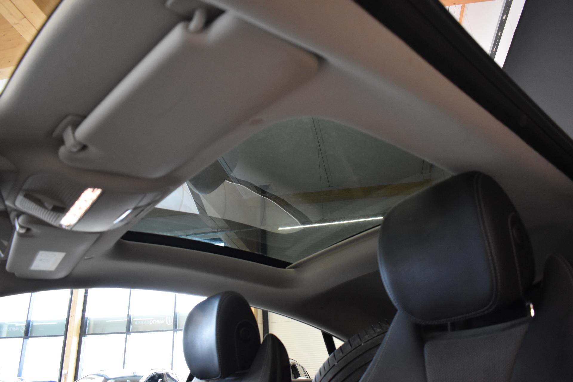 MERCEDES-BENZ E 2019