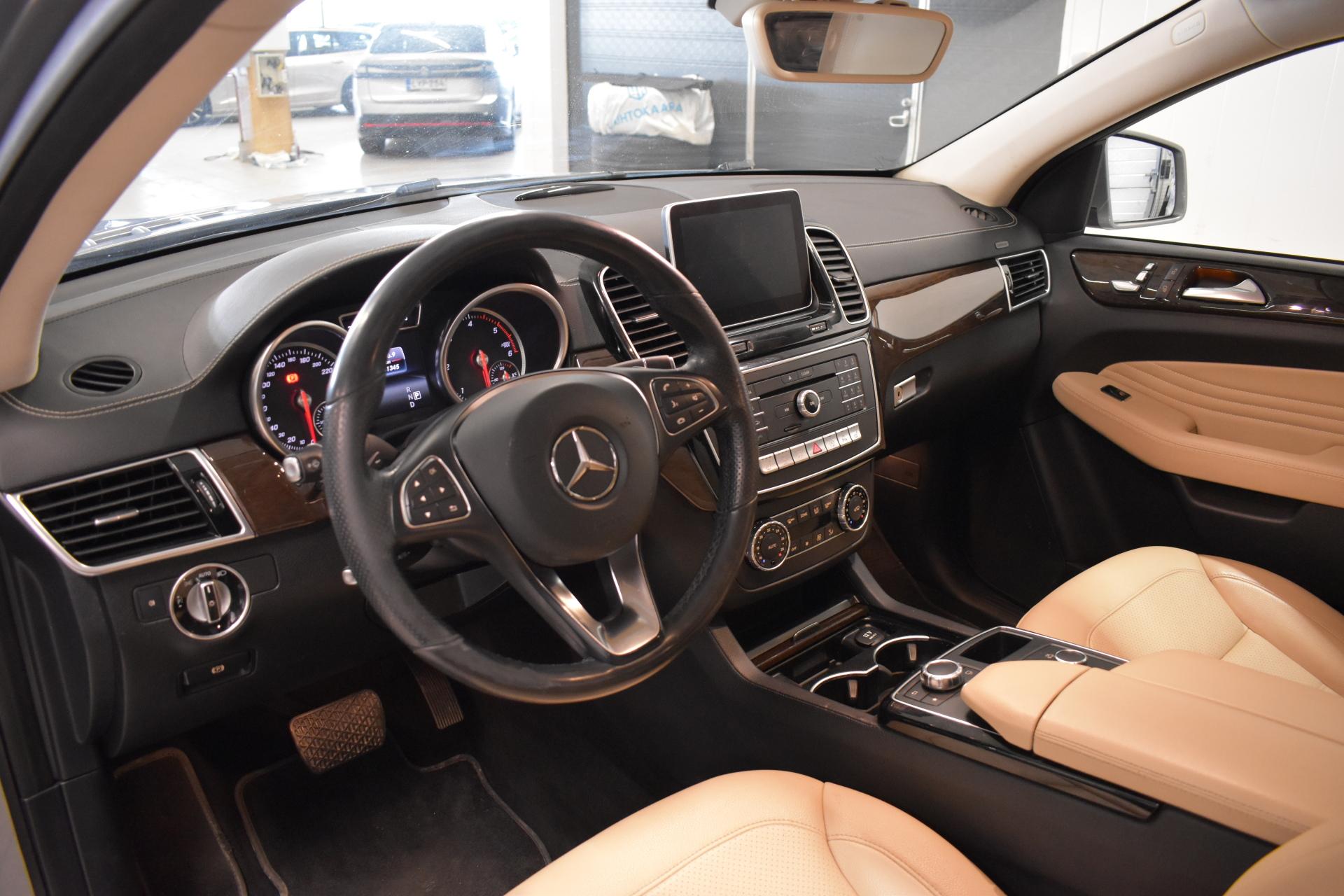 MERCEDES-BENZ GLE 2016