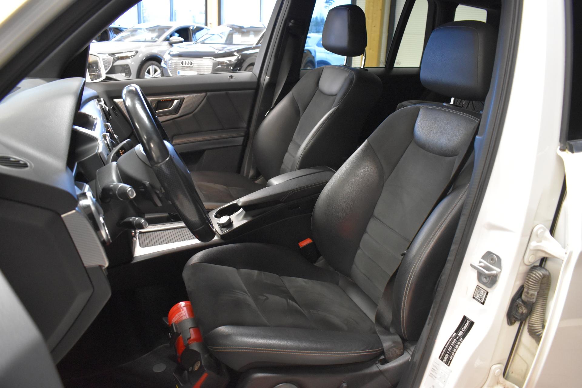 MERCEDES-BENZ GLK 2012