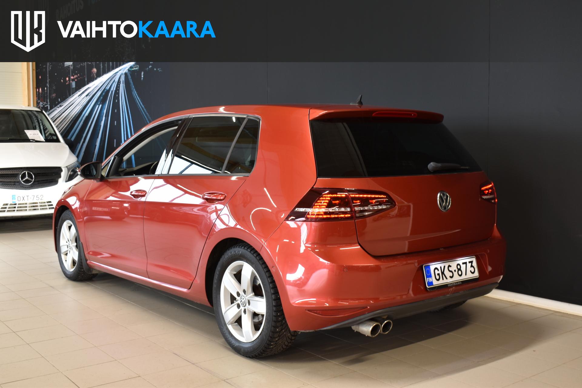 VOLKSWAGEN Golf 2013