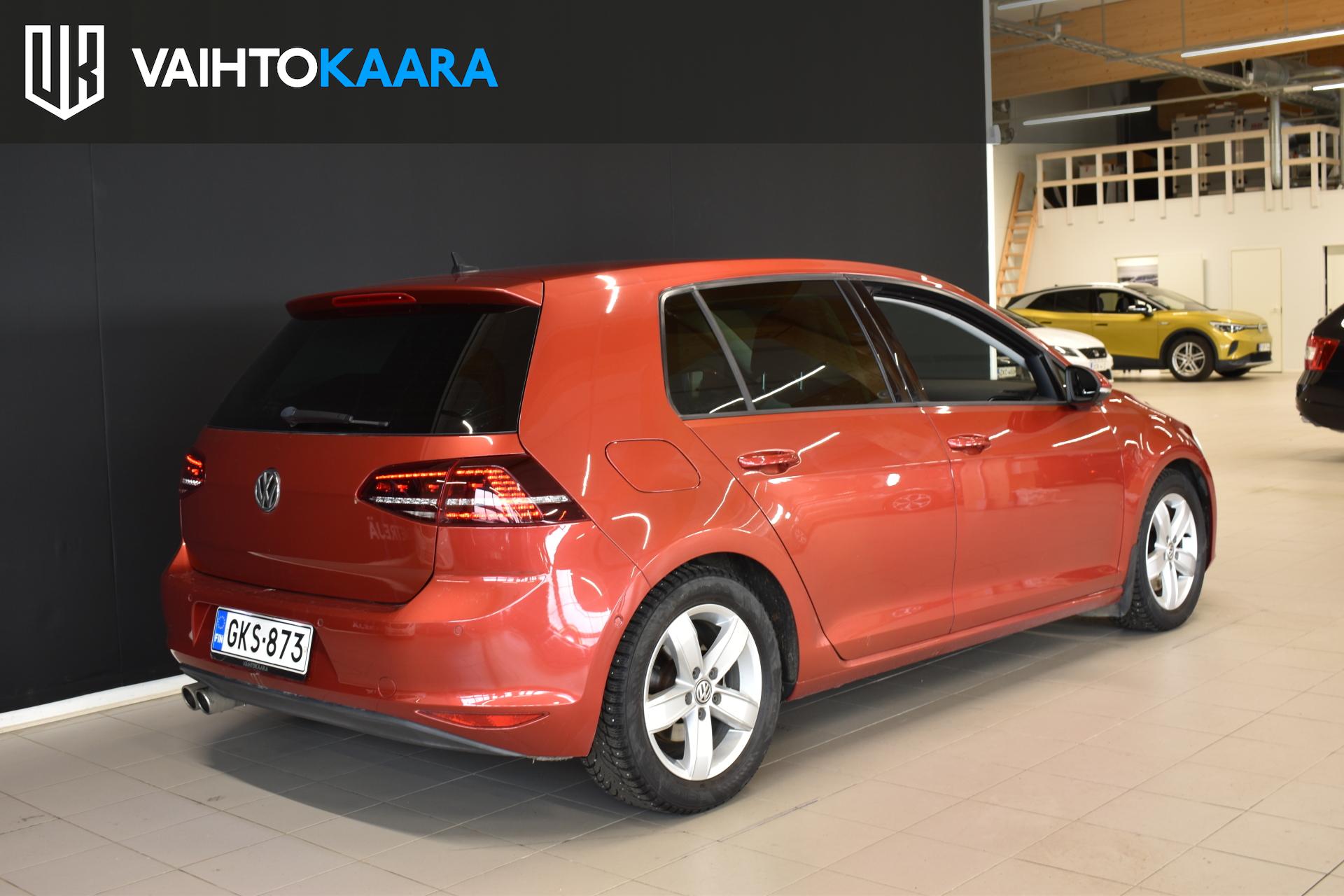 VOLKSWAGEN Golf 2013