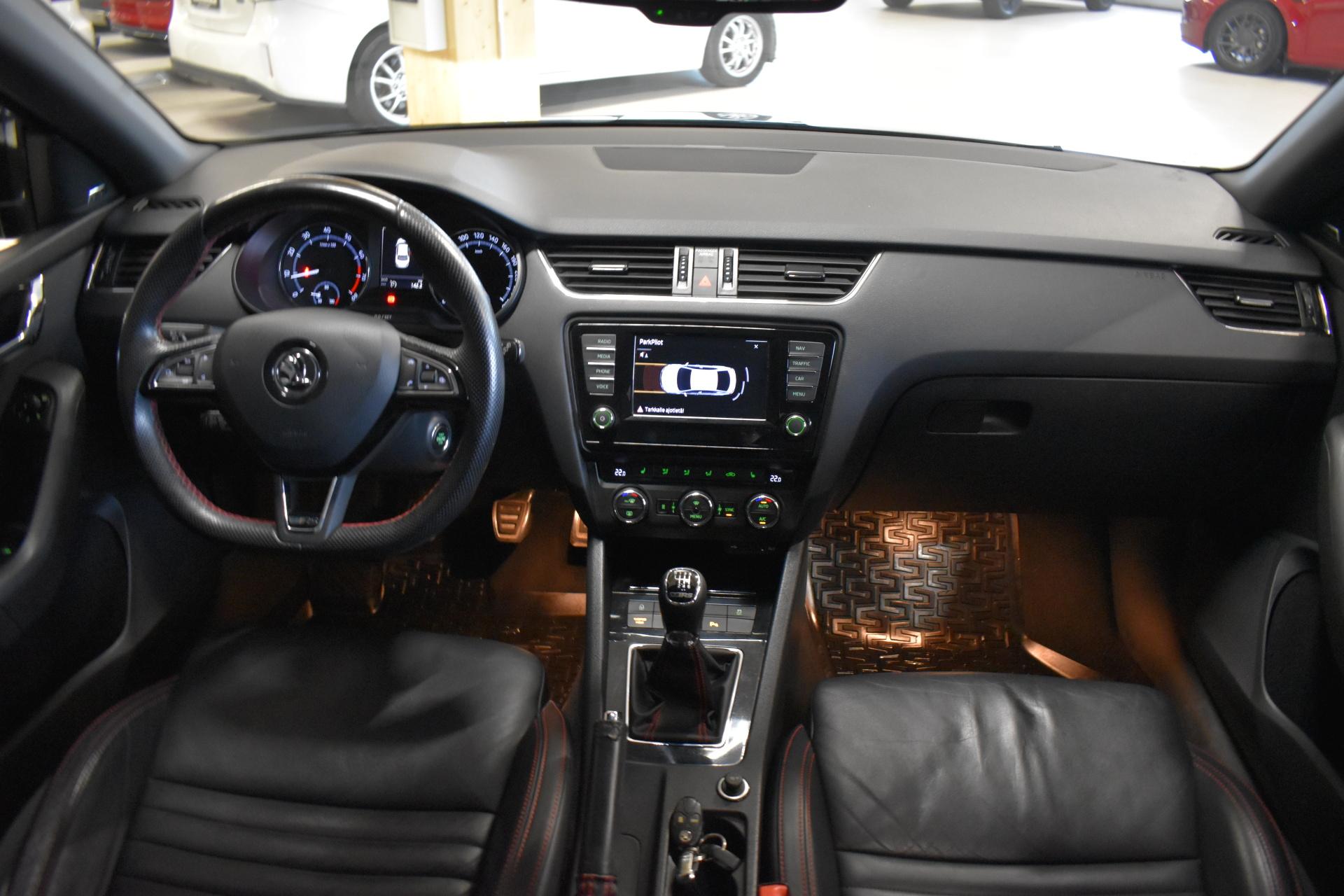 SKODA Octavia 2016