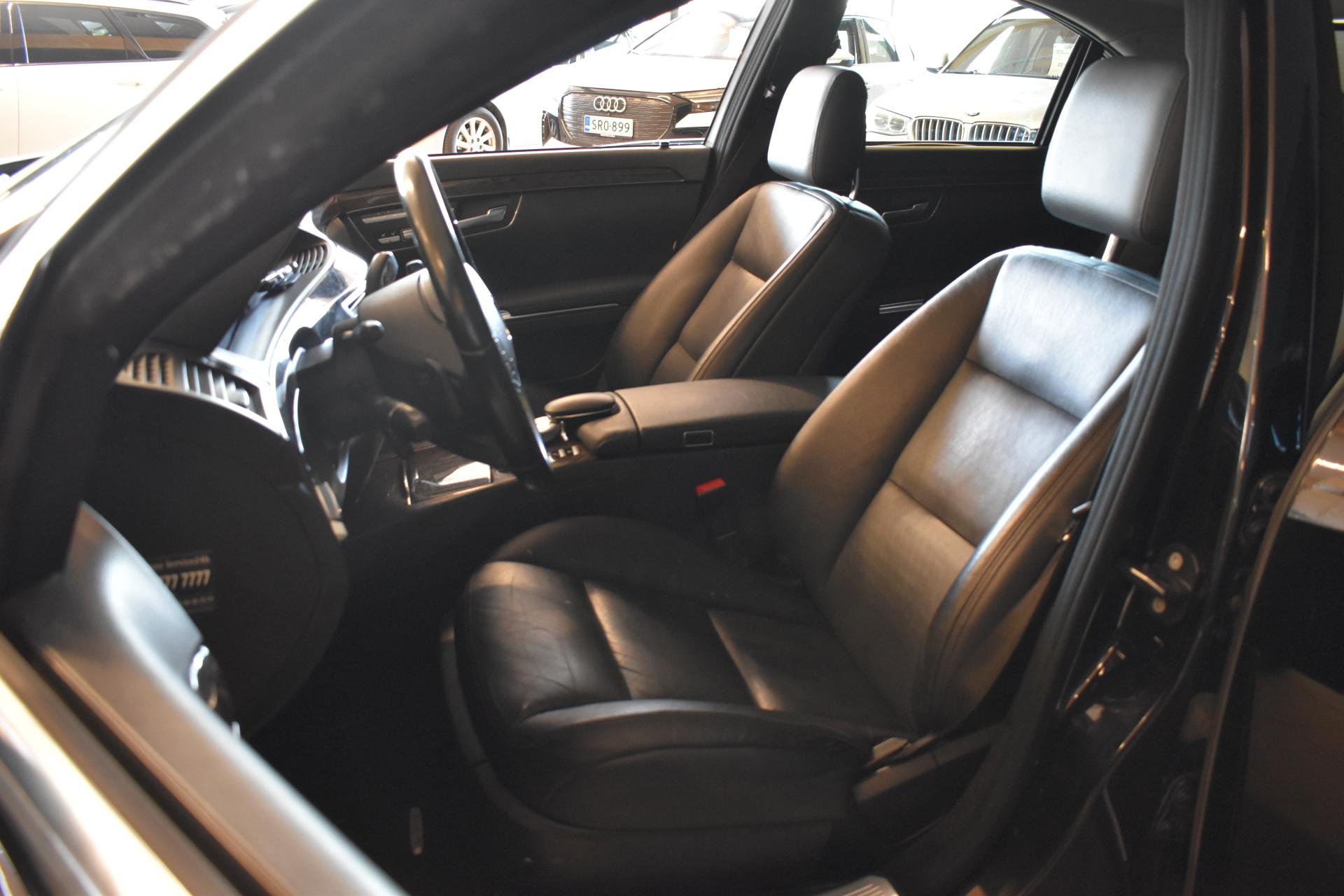 MERCEDES-BENZ S 2010