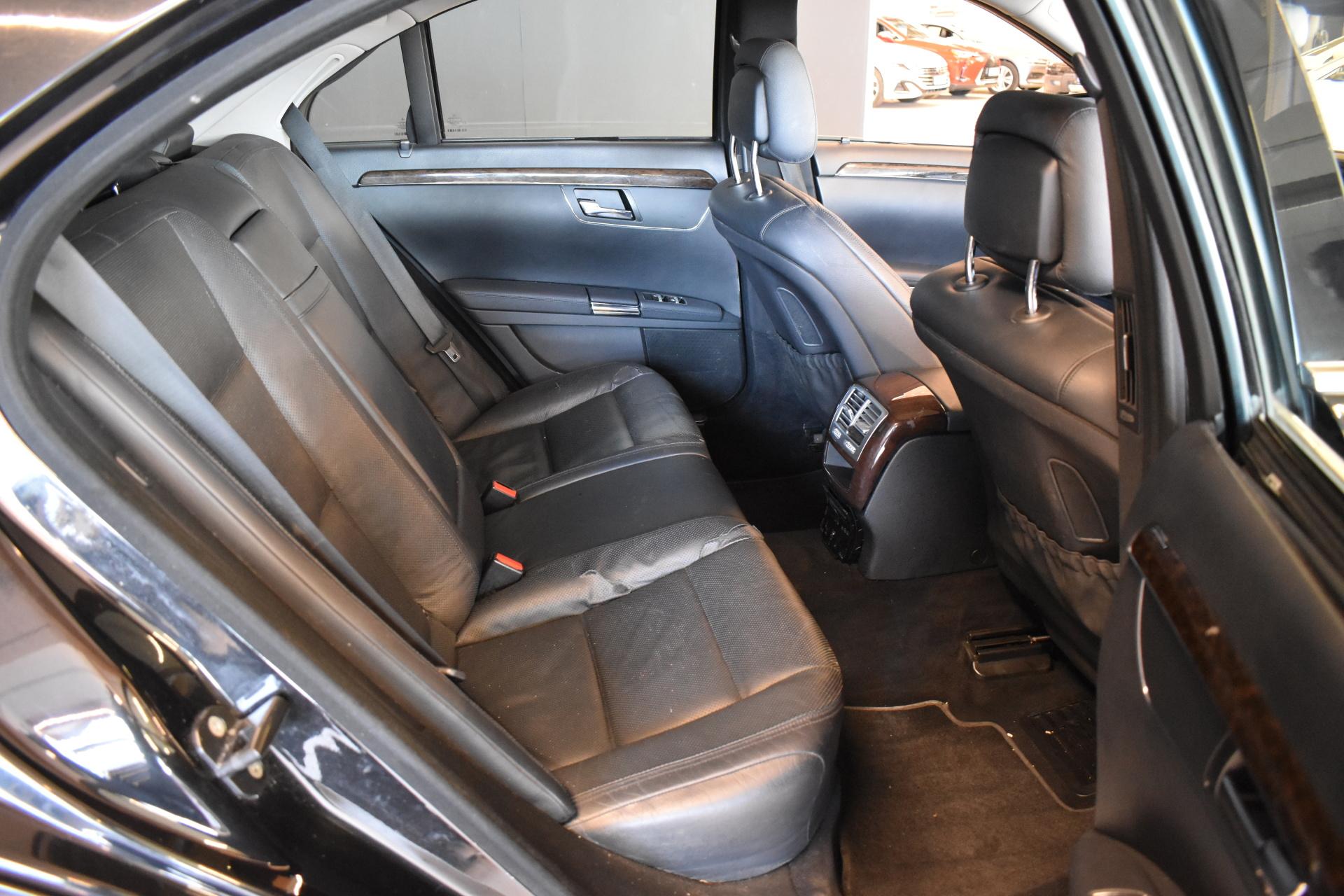 MERCEDES-BENZ S 2010