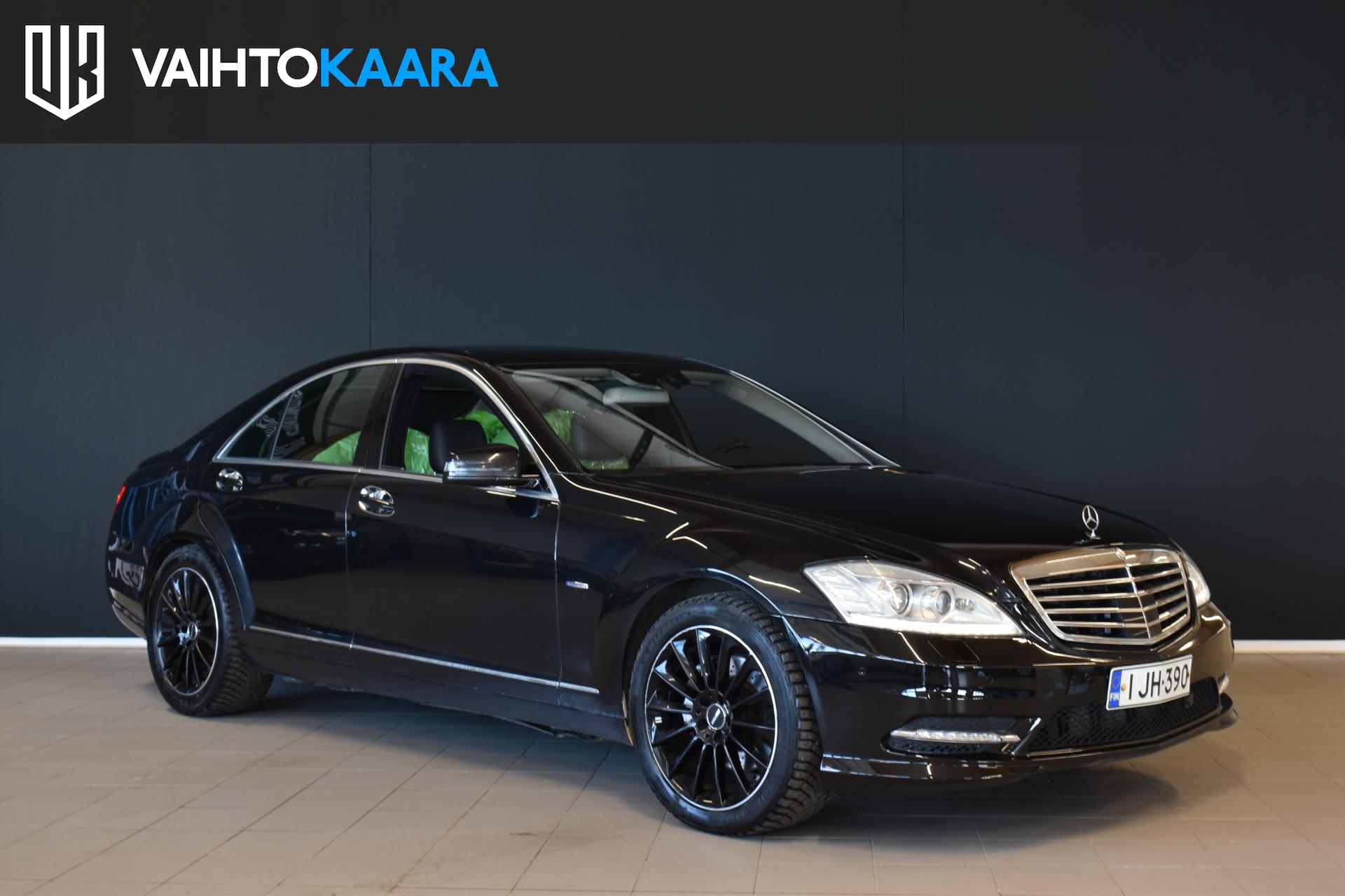 MERCEDES-BENZ S 2010