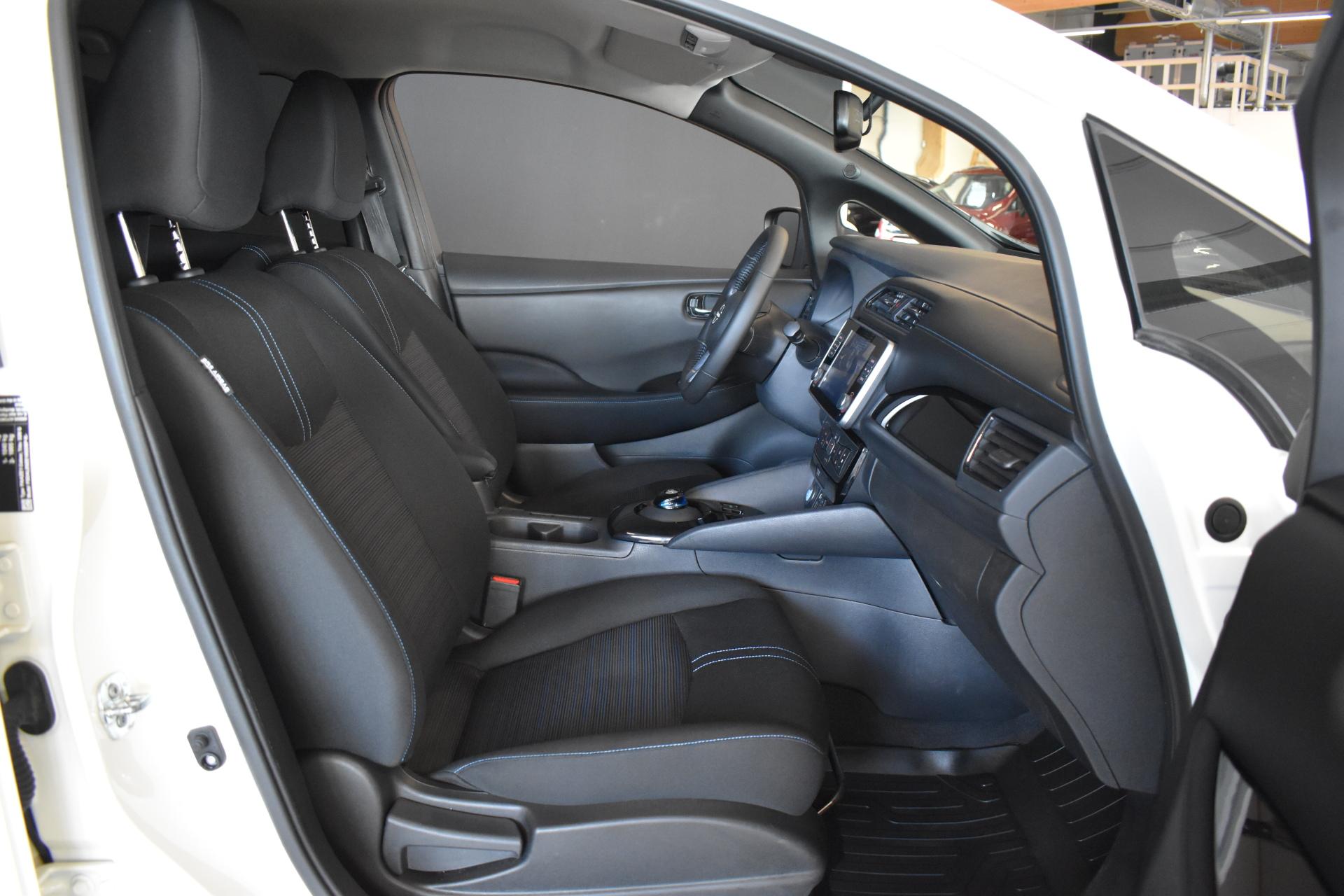 NISSAN Leaf 2022