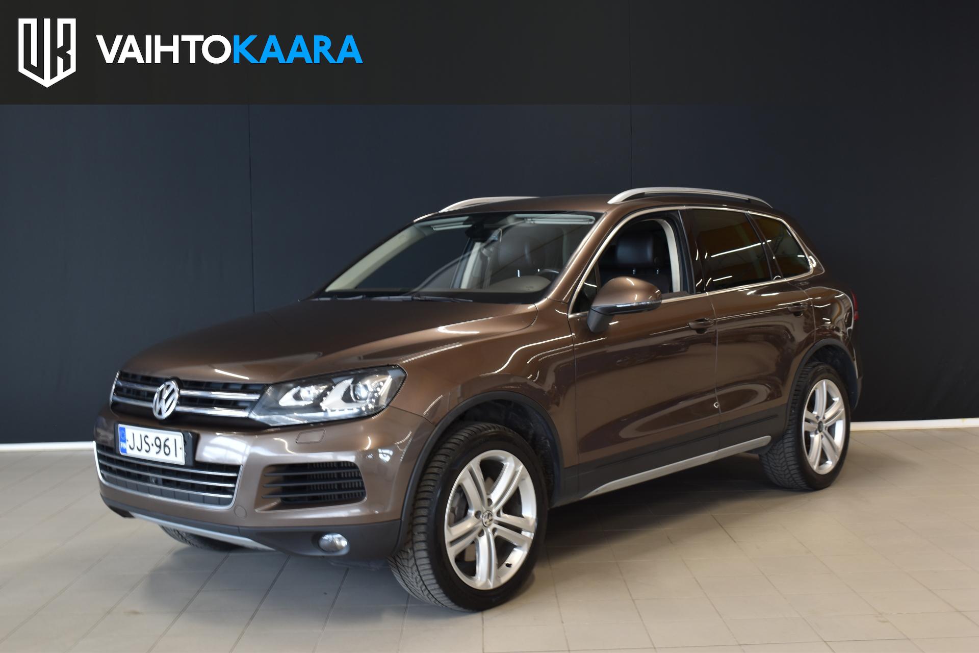 VOLKSWAGEN Touareg 2012