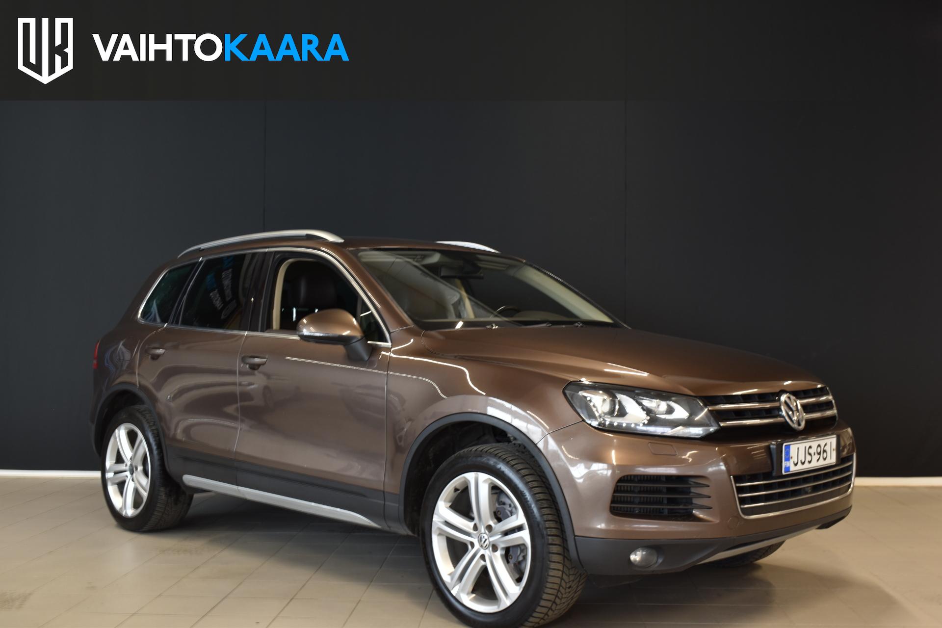 VOLKSWAGEN Touareg 2012