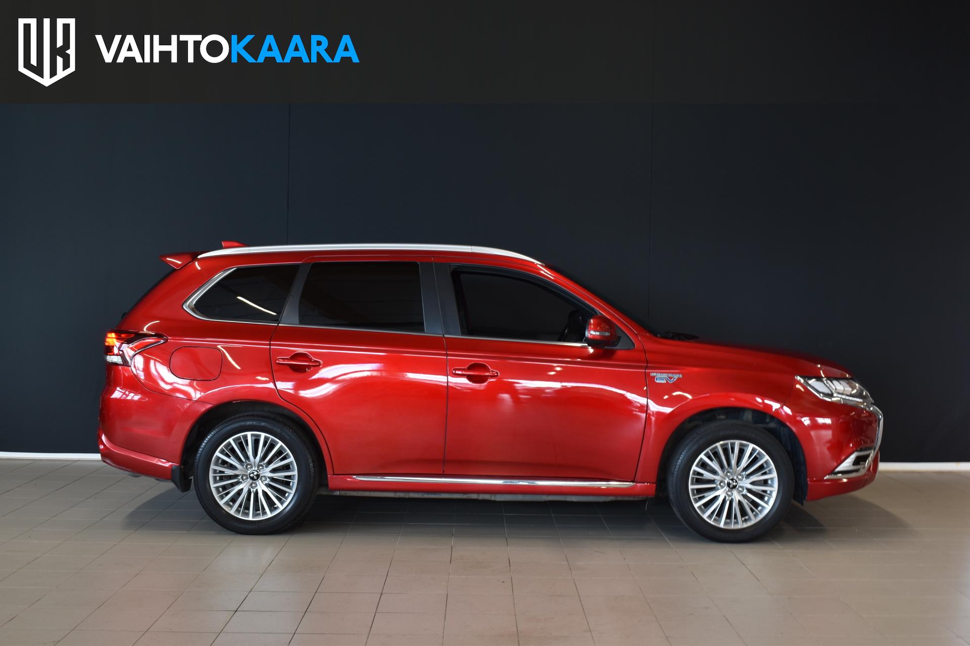 MITSUBISHI Outlander PHEV 7