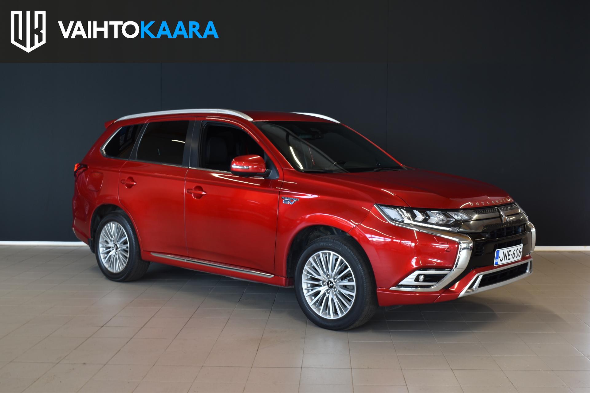 MITSUBISHI Outlander PHEV 9