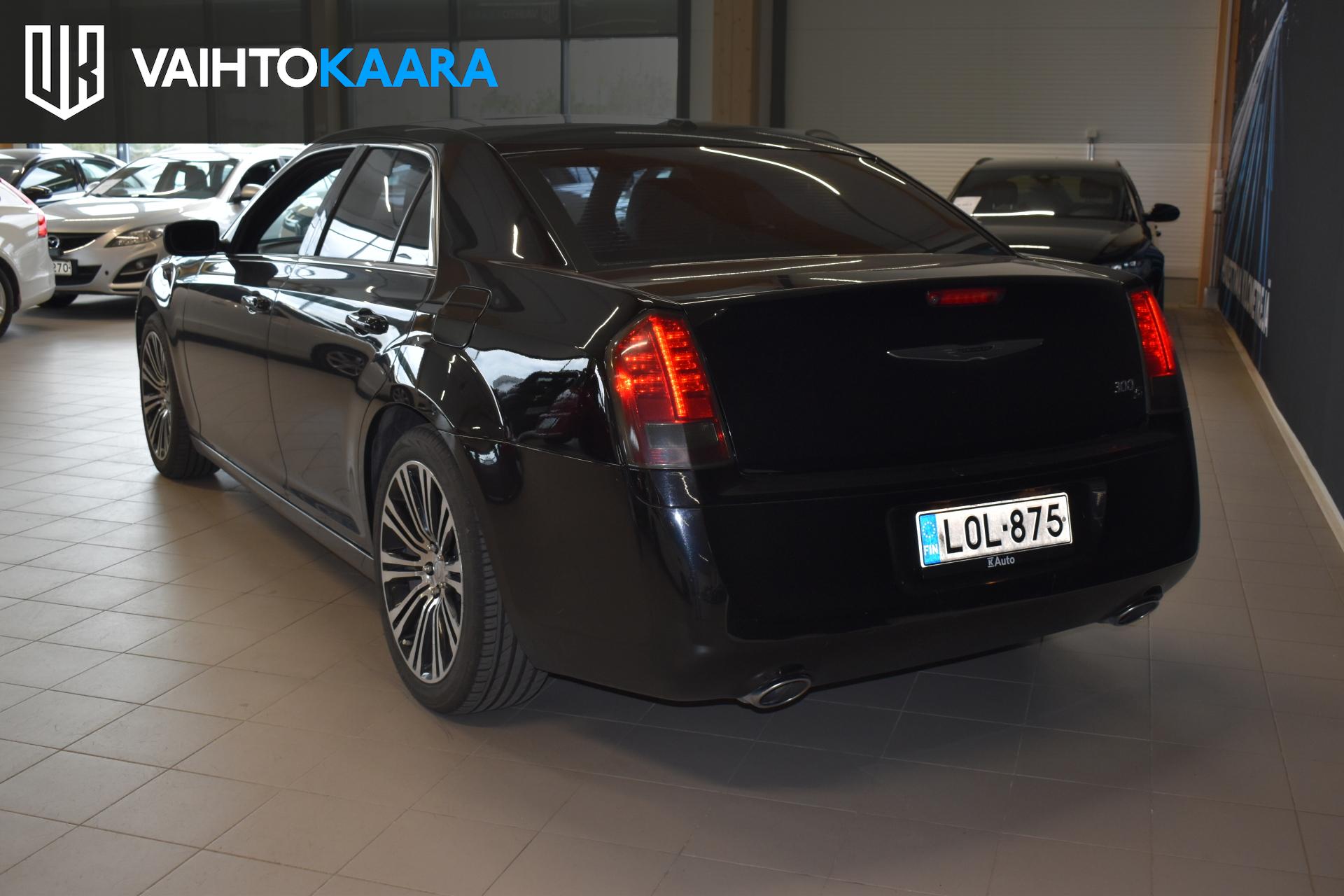 CHRYSLER 300 2012