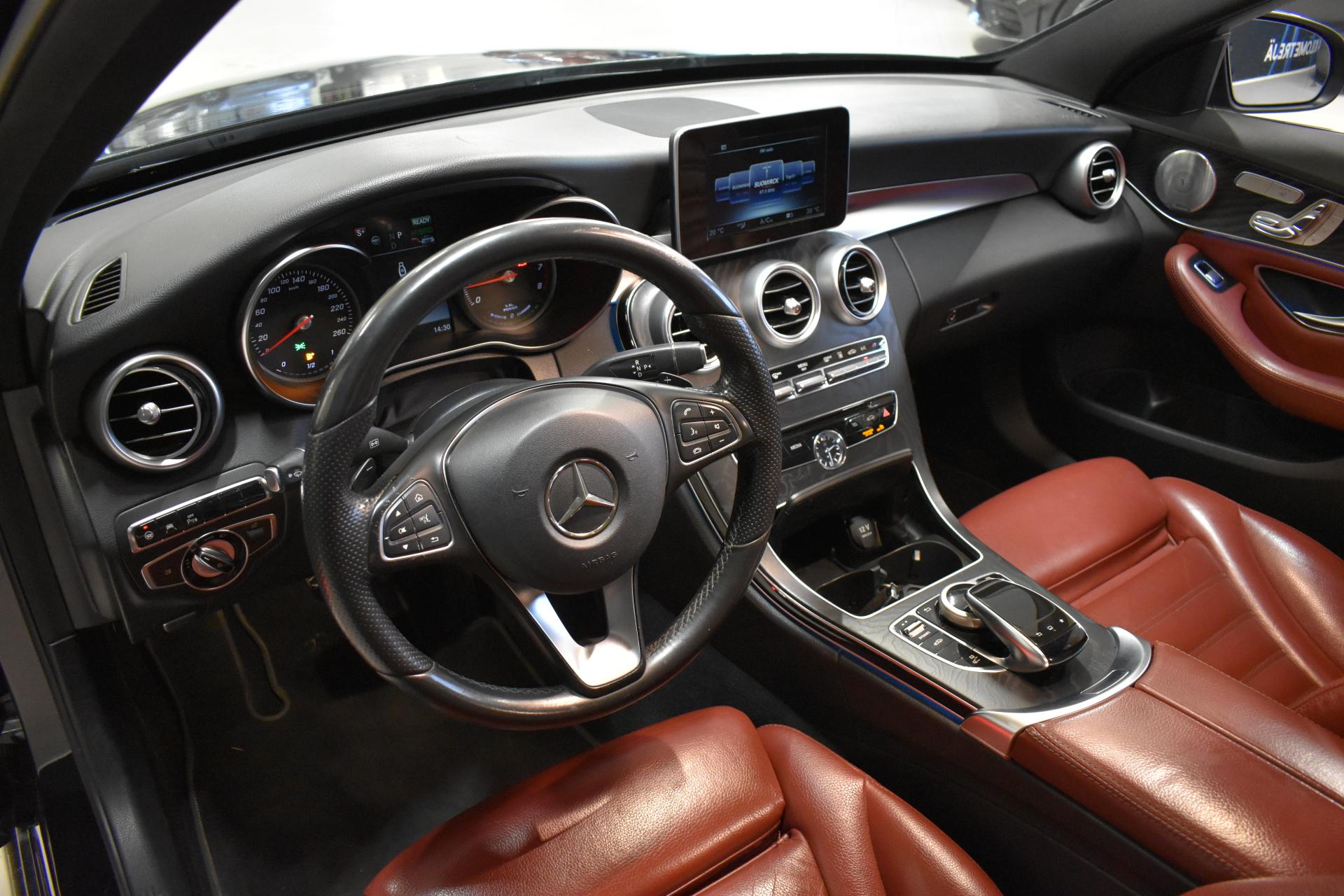 MERCEDES-BENZ C 2015