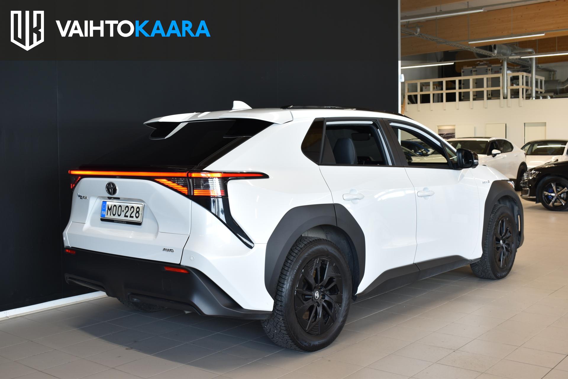 TOYOTA bZ4X 2022