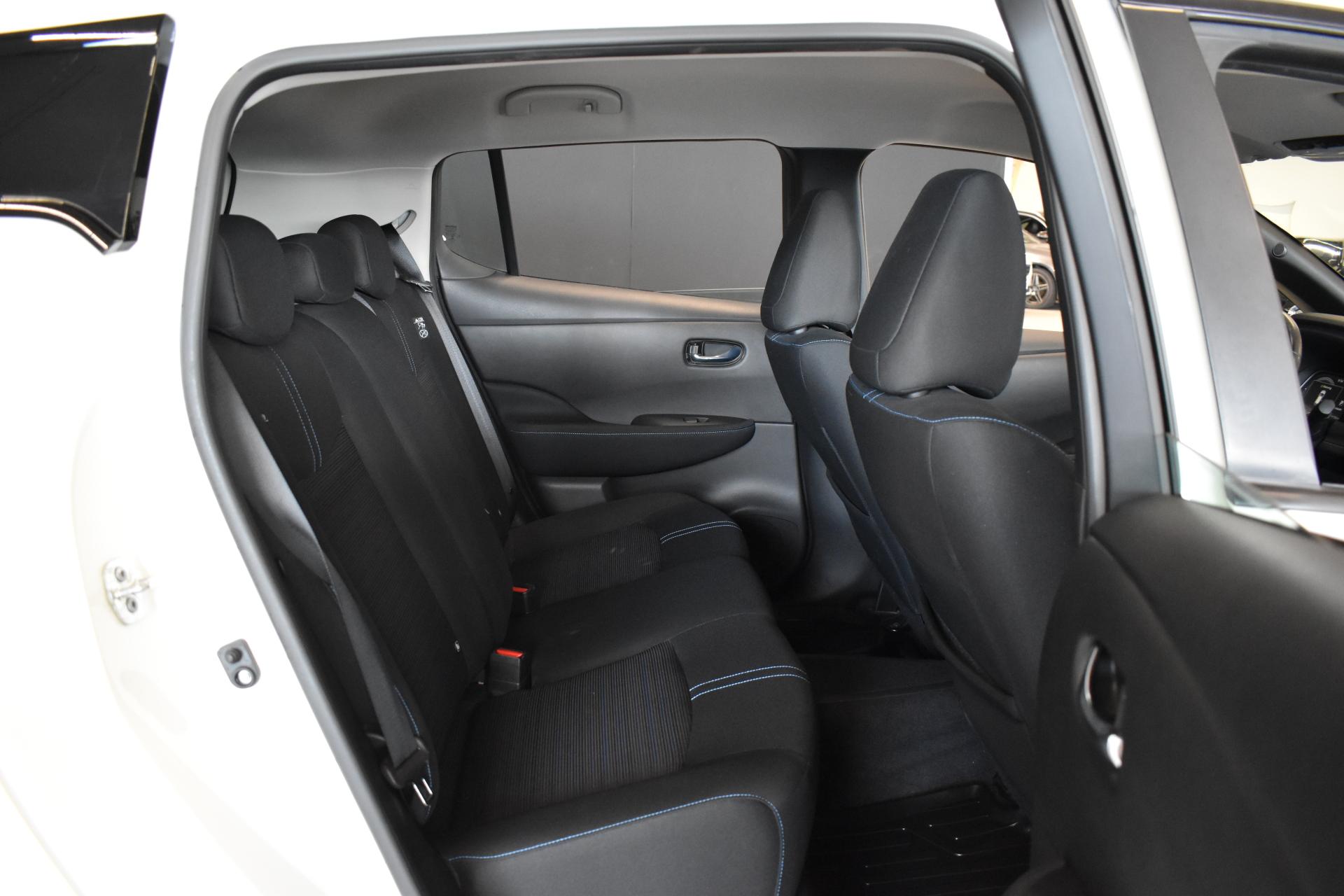 NISSAN Leaf 2023