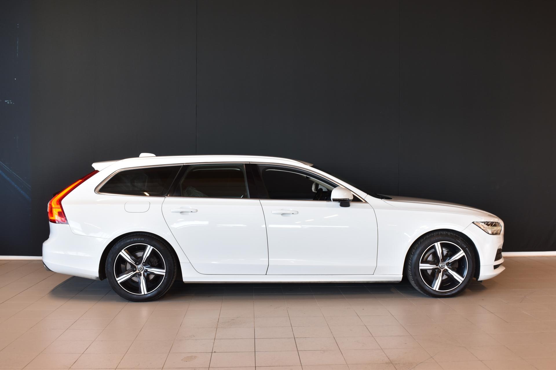 VOLVO V90 2020