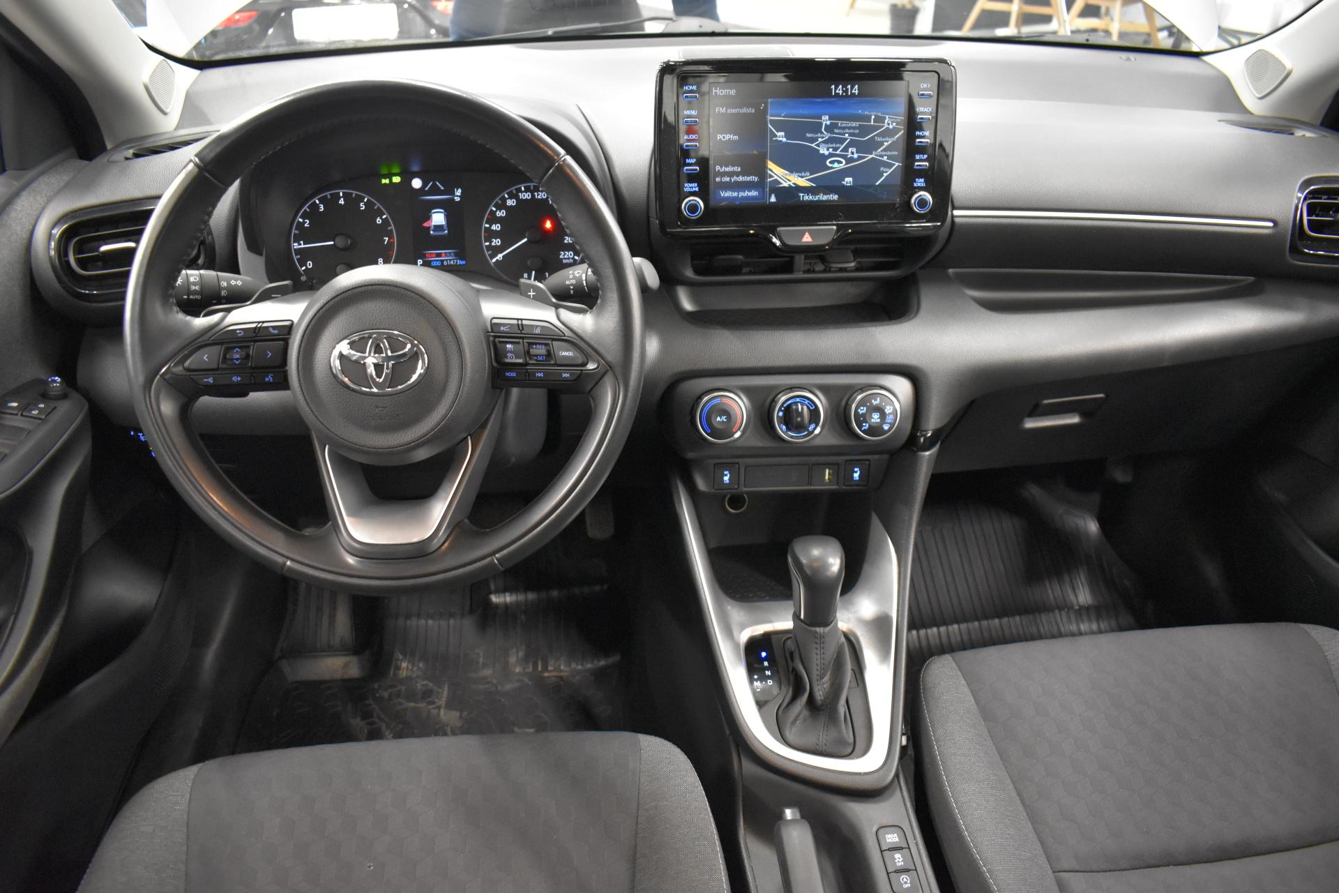 TOYOTA Yaris 2021