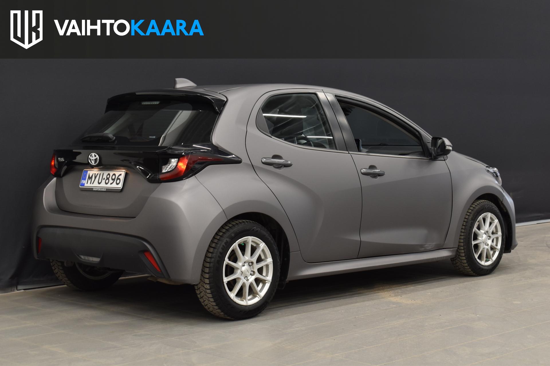 TOYOTA Yaris 2021