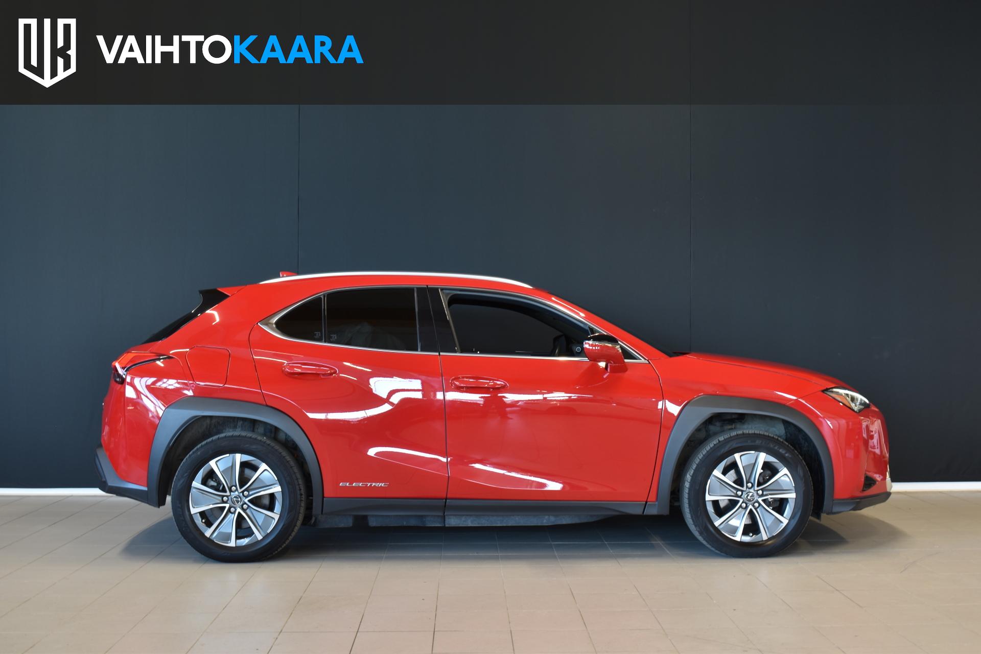 LEXUS UX 2021
