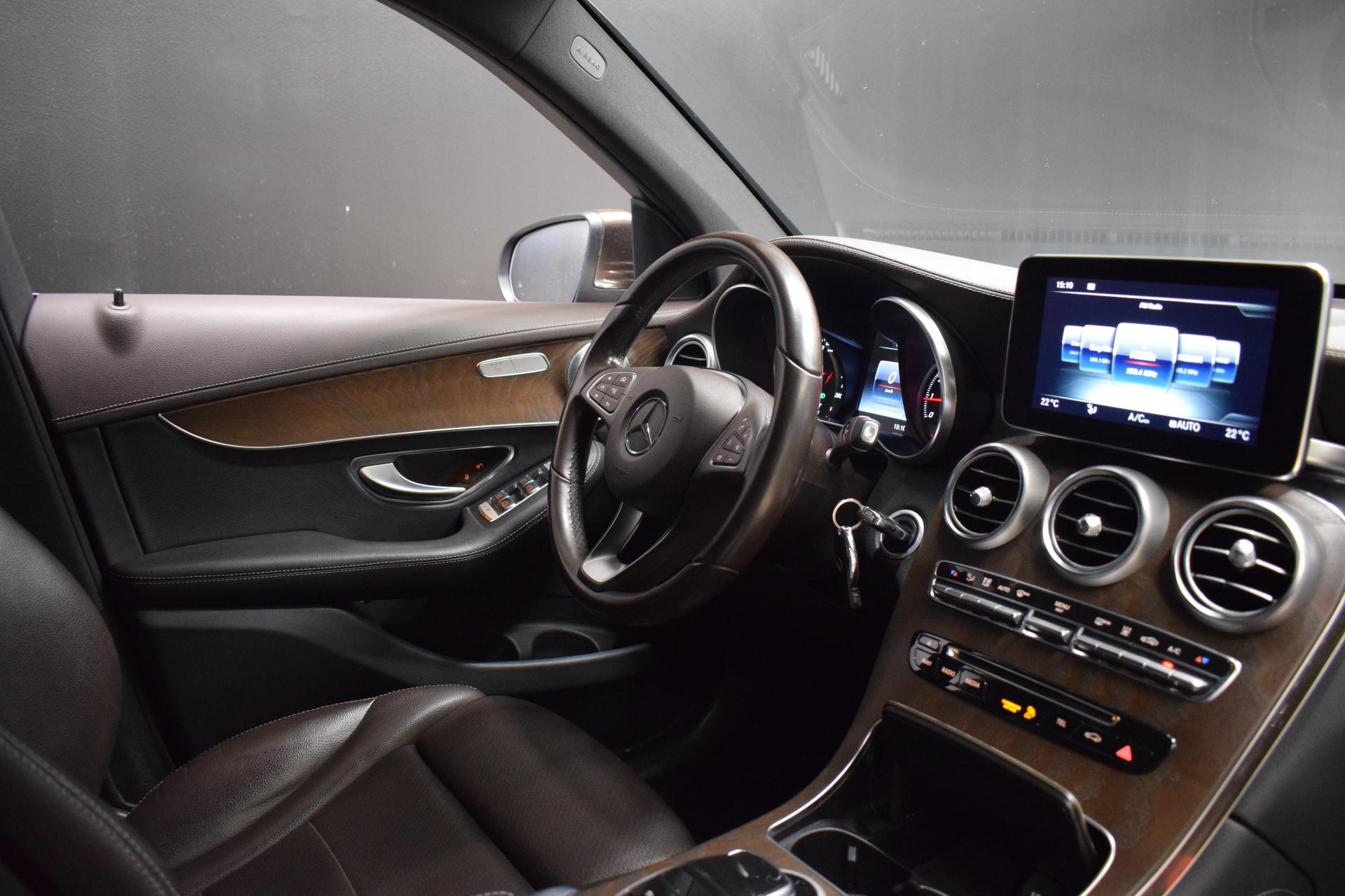 MERCEDES-BENZ GLC 2017